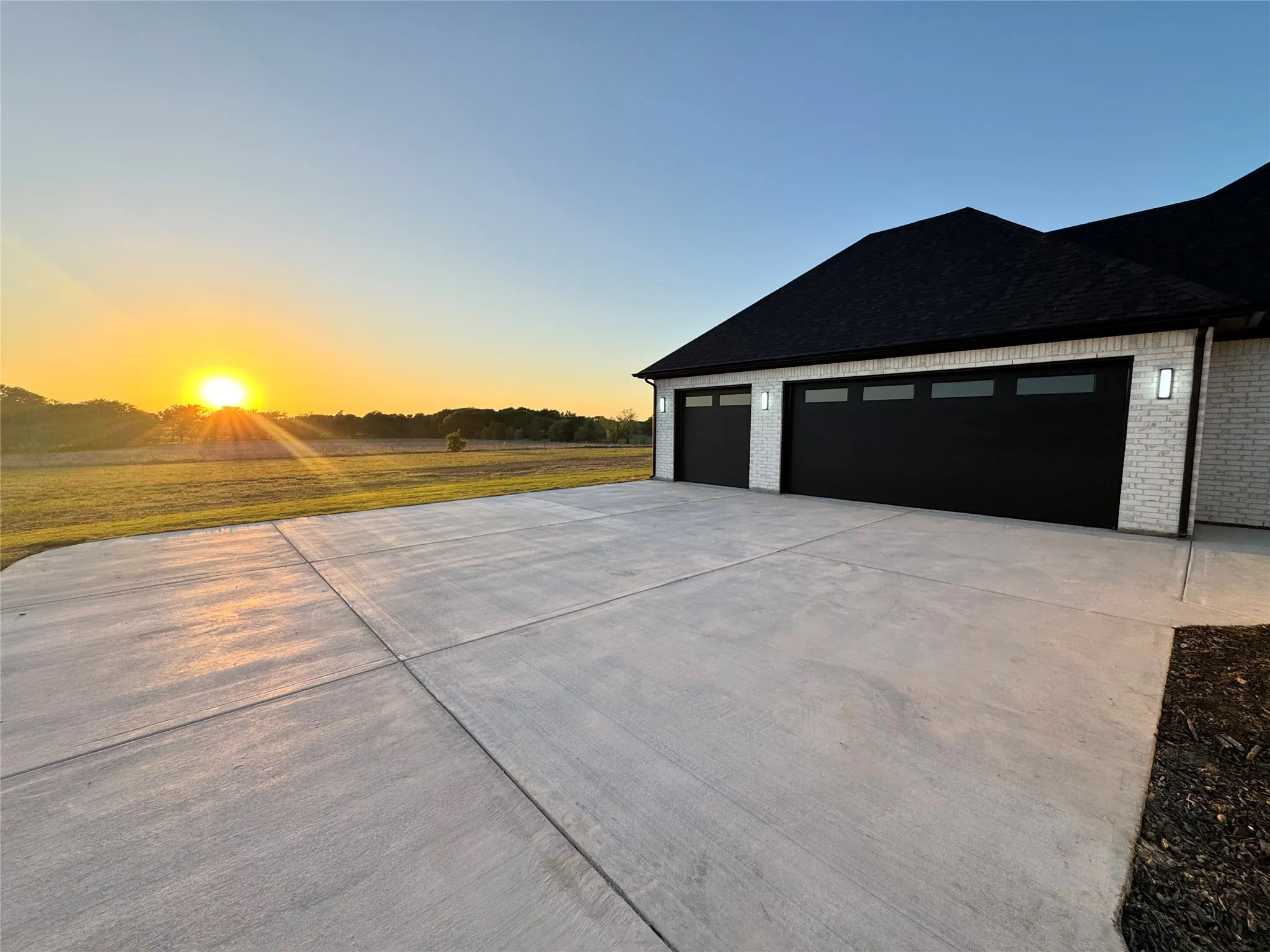 Single Family Residence For Sale in Hunt County , 7470 FM 1565, Union Valley, Texas 75189, 4 Bedrooms, 5 Bathrooms, 3 Garage spaces, 4,336 Sqft, built in 2026, Price $849,999, mls#21218078, Real Estate Agent in Union Valley, Homes For Sale in Hunt county, Homes For Sale in Union Valley, Realtor in Union Valley Texas, Real Estate Brokerage Independent Realty Texas, Luminita Cordes Realtor