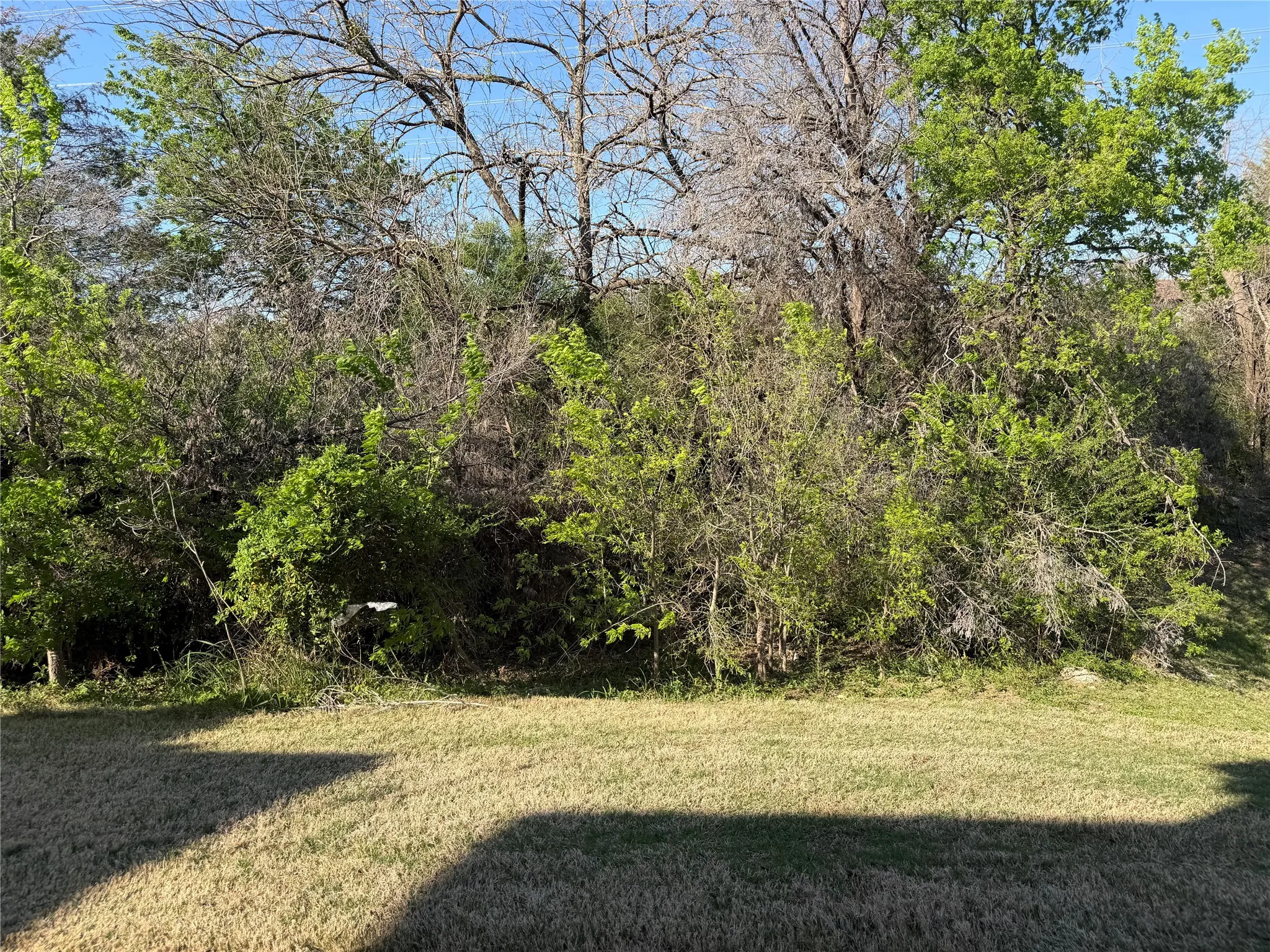 Townhouse For Sale in Denton County , 1242 Alamo Drive, Lewisville, Texas 75077, 3 Bedrooms, 3 Bathrooms, 2 Garage spaces, 1,741 Sqft, built in 2022, Preowned, Price $342,999, mls#21219310, Real Estate Agent in Lewisville, Homes For Sale in Denton county, Homes For Sale in Lewisville, Realtor in Lewisville Texas, Real Estate Brokerage Independent Realty Texas, Luminita Cordes Realtor