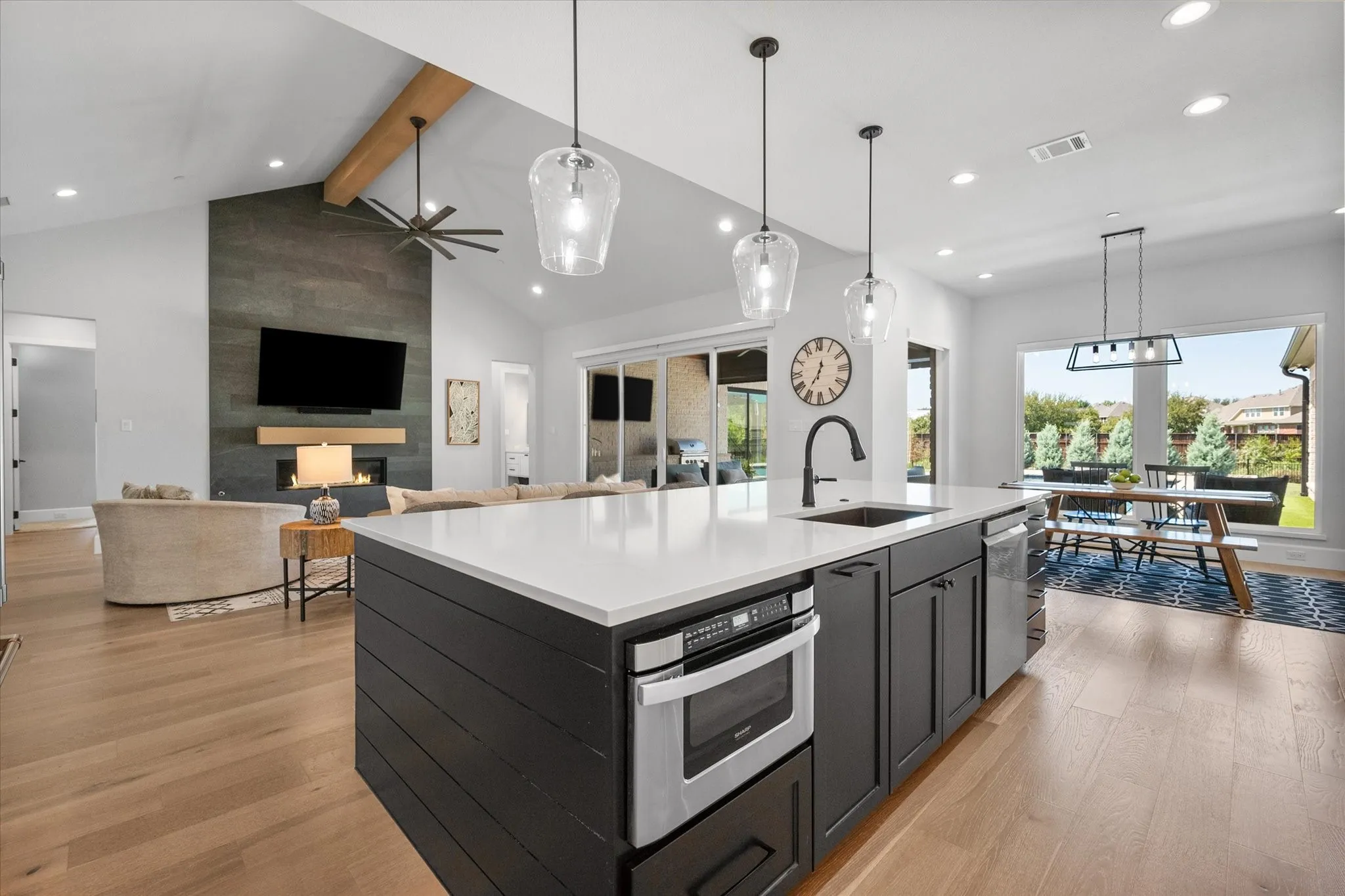 Single Family Residence For Sale in Denton County , 219 Kate Court, Copper Canyon, Texas 76226, 4 Bedroom, 4 Bathroom, 3 Garage spaces, 3,707 Sqft, built in 2022, Preowned, mls#21219782, Real Estate Agent in Copper Canyon, Homes For Sale in Denton county, Homes For Sale in Copper Canyon, Realtor in Copper Canyon Texas, Real Estate Brokerage Independent Realty Texas, Luminita Cordes Realtor