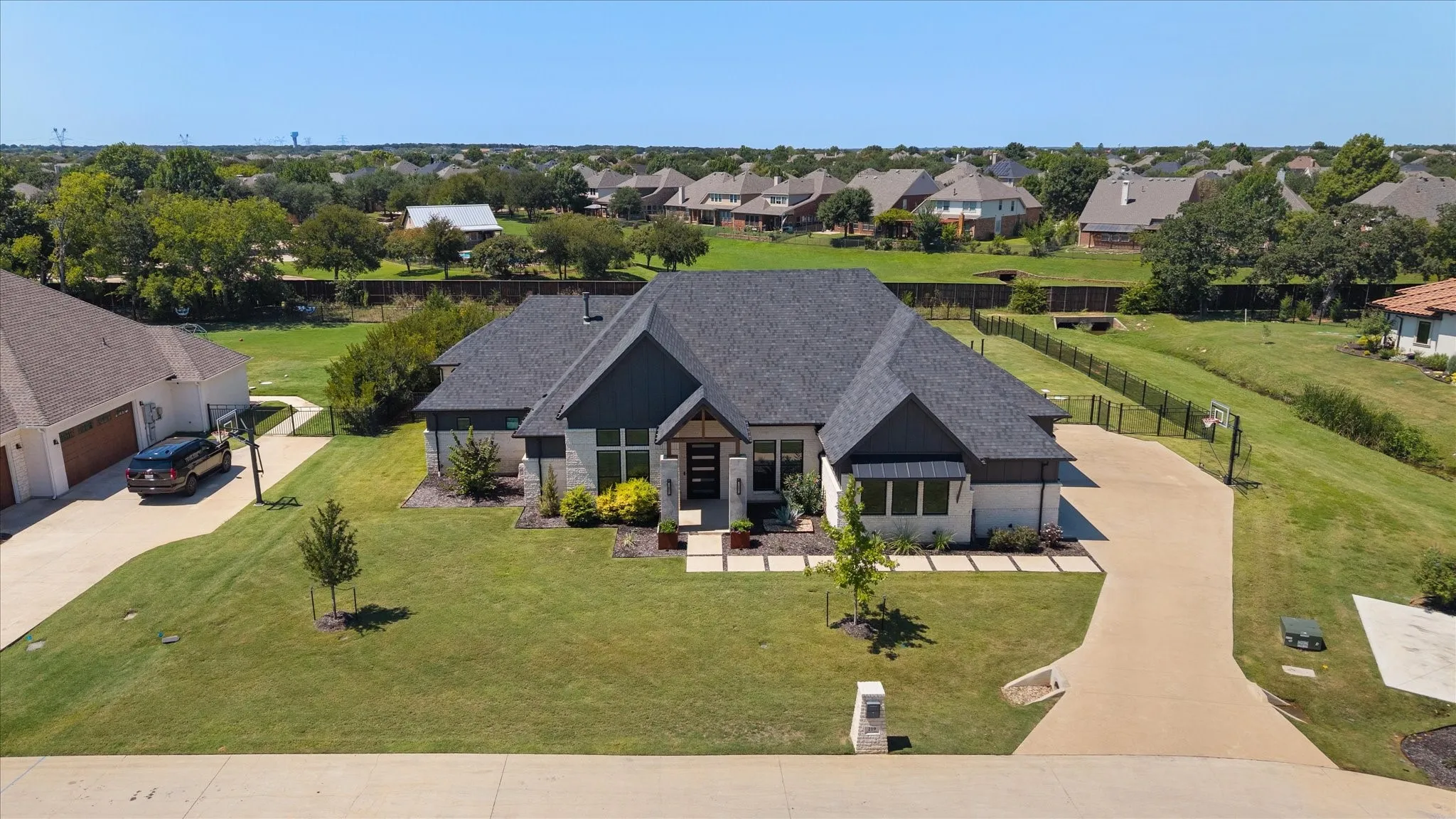 Single Family Residence For Sale in Denton County , 219 Kate Court, Copper Canyon, Texas 76226, 4 Bedroom, 4 Bathroom, 3 Garage spaces, 3,707 Sqft, built in 2022, Preowned, mls#21219782, Real Estate Agent in Copper Canyon, Homes For Sale in Denton county, Homes For Sale in Copper Canyon, Realtor in Copper Canyon Texas, Real Estate Brokerage Independent Realty Texas, Luminita Cordes Realtor