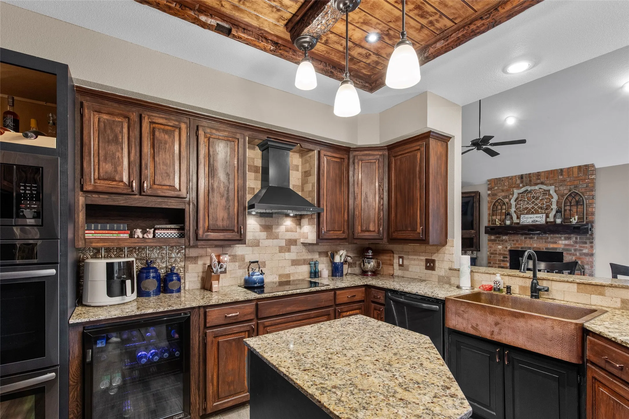 Single Family Residence For Sale in Denton County , 600 Ticonderoga Drive, Denton, Texas 76205, 4 Bedroom, 3 Bathroom, 2 Garage spaces, 2,690 Sqft, built in 1992, mls#21219145, Real Estate Agent in Denton, Homes For Sale in Denton county, Homes For Sale in Denton, Realtor in Denton Texas, Real Estate Brokerage Independent Realty Texas, Luminita Cordes Realtor