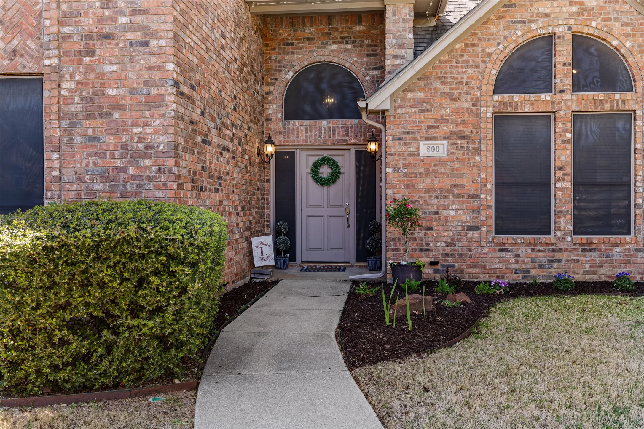 Single Family Residence For Sale in Denton County , 600 Ticonderoga Drive, Denton, Texas 76205, 4 Bedroom, 3 Bathroom, 2 Garage spaces, 2,690 Sqft, built in 1992, mls#21219145, Real Estate Agent in Denton, Homes For Sale in Denton county, Homes For Sale in Denton, Realtor in Denton Texas, Real Estate Brokerage Independent Realty Texas, Luminita Cordes Realtor