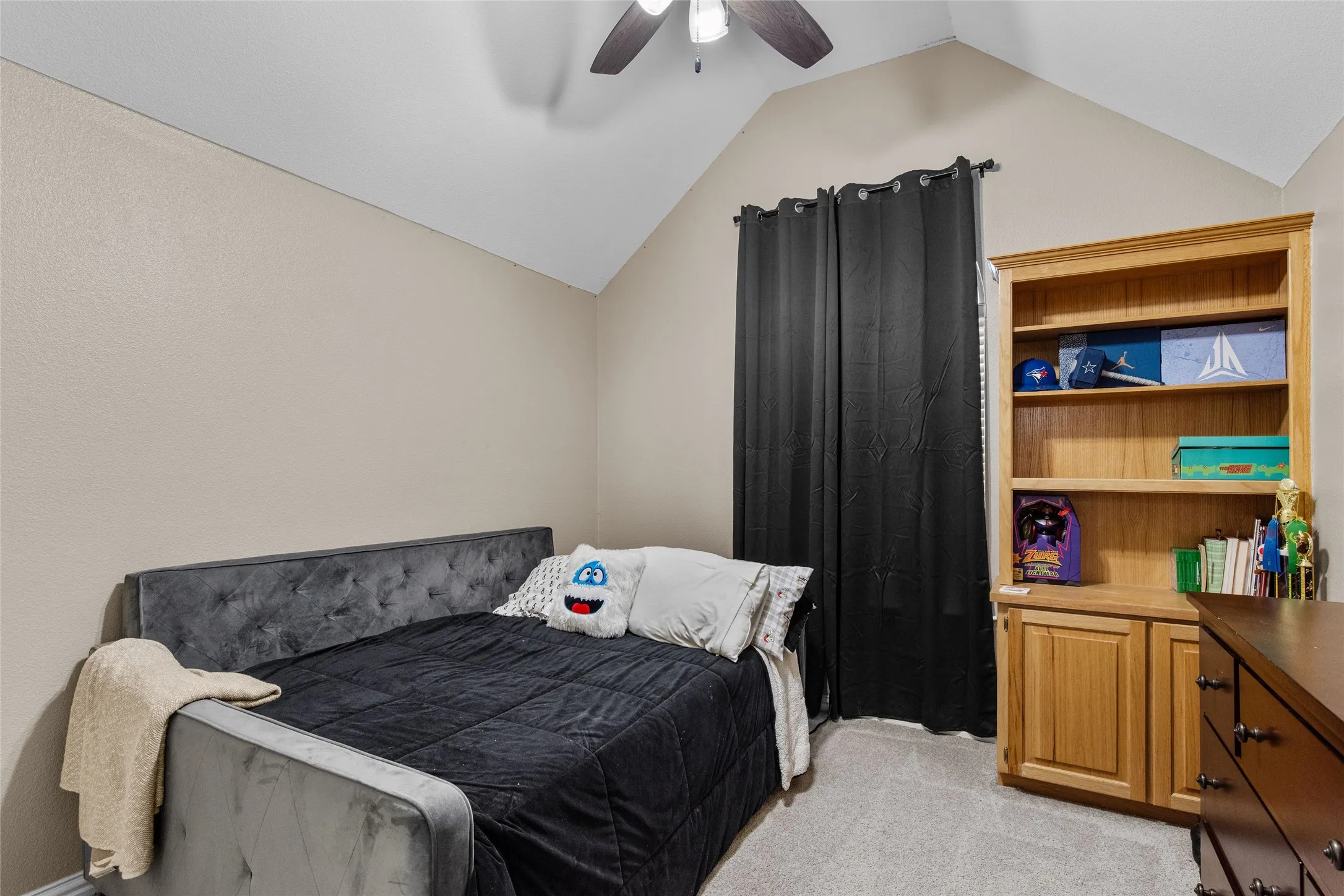 Single Family Residence For Sale in Denton County , 600 Ticonderoga Drive, Denton, Texas 76205, 4 Bedroom, 3 Bathroom, 2 Garage spaces, 2,690 Sqft, built in 1992, mls#21219145, Real Estate Agent in Denton, Homes For Sale in Denton county, Homes For Sale in Denton, Realtor in Denton Texas, Real Estate Brokerage Independent Realty Texas, Luminita Cordes Realtor