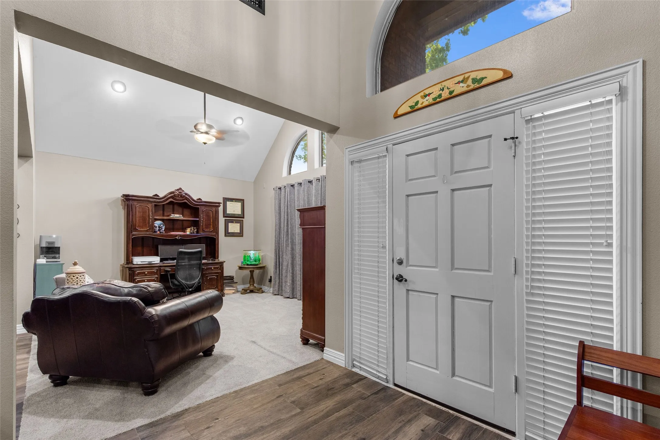 Single Family Residence For Sale in Denton County , 600 Ticonderoga Drive, Denton, Texas 76205, 4 Bedroom, 3 Bathroom, 2 Garage spaces, 2,690 Sqft, built in 1992, mls#21219145, Real Estate Agent in Denton, Homes For Sale in Denton county, Homes For Sale in Denton, Realtor in Denton Texas, Real Estate Brokerage Independent Realty Texas, Luminita Cordes Realtor