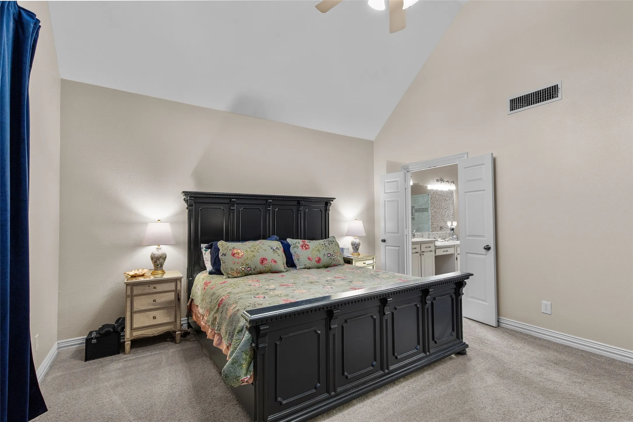 Single Family Residence For Sale in Denton County , 600 Ticonderoga Drive, Denton, Texas 76205, 4 Bedroom, 3 Bathroom, 2 Garage spaces, 2,690 Sqft, built in 1992, mls#21219145, Real Estate Agent in Denton, Homes For Sale in Denton county, Homes For Sale in Denton, Realtor in Denton Texas, Real Estate Brokerage Independent Realty Texas, Luminita Cordes Realtor