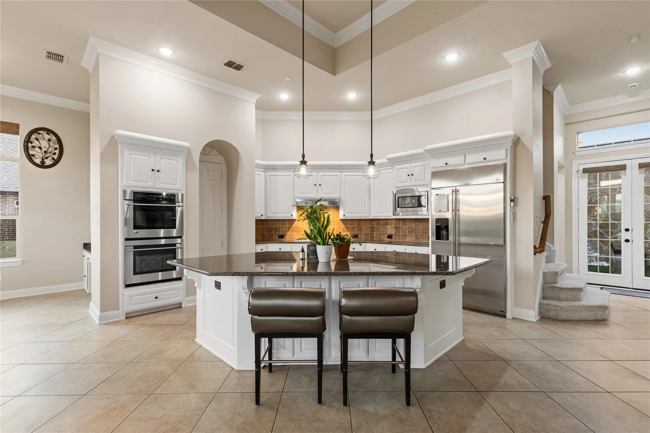 Single Family Residence For Sale in Collin County , 210 Rockland Trail, Lucas, Texas 75002, 5 Bedroom, 6 Bathroom, 6 Garage spaces, 6,062 Sqft, built in 2008, Preowned, mls#21160484, Real Estate Agent in Lucas, Homes For Sale in Collin county, Homes For Sale in Lucas, Realtor in Lucas Texas, Real Estate Brokerage Independent Realty Texas, Luminita Cordes Realtor
