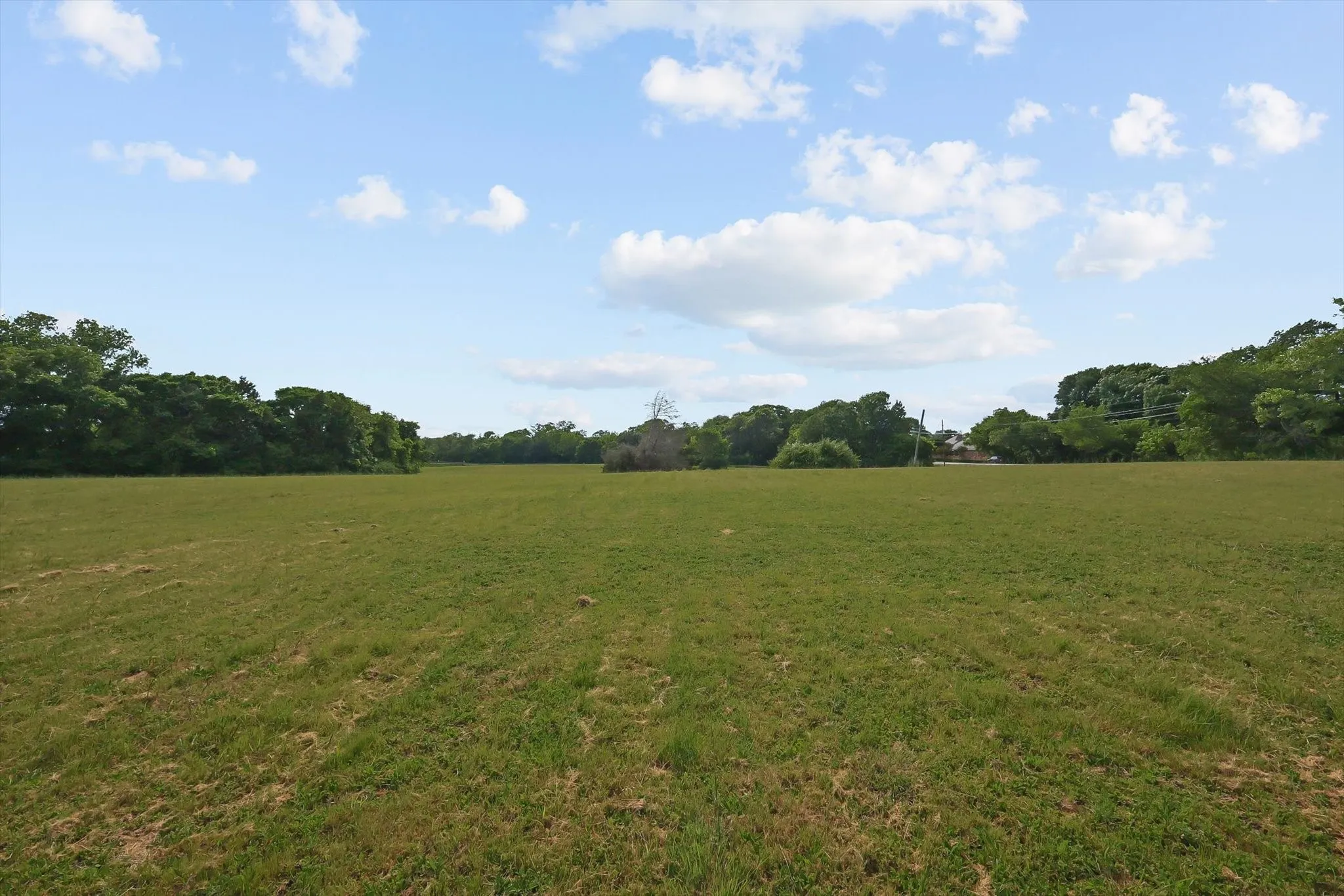 Unimproved Land For Sale in Dallas County , 699 W Wintergreen Road, De Soto, Texas 75115, 0, 0, Garage spaces, 0 Sqft, built in 0, Price $995,000, mls#21220645, Real Estate Agent in De Soto, Homes For Sale in Dallas county, Homes For Sale in De Soto, Realtor in De Soto Texas, Real Estate Brokerage Independent Realty Texas, Luminita Cordes Realtor