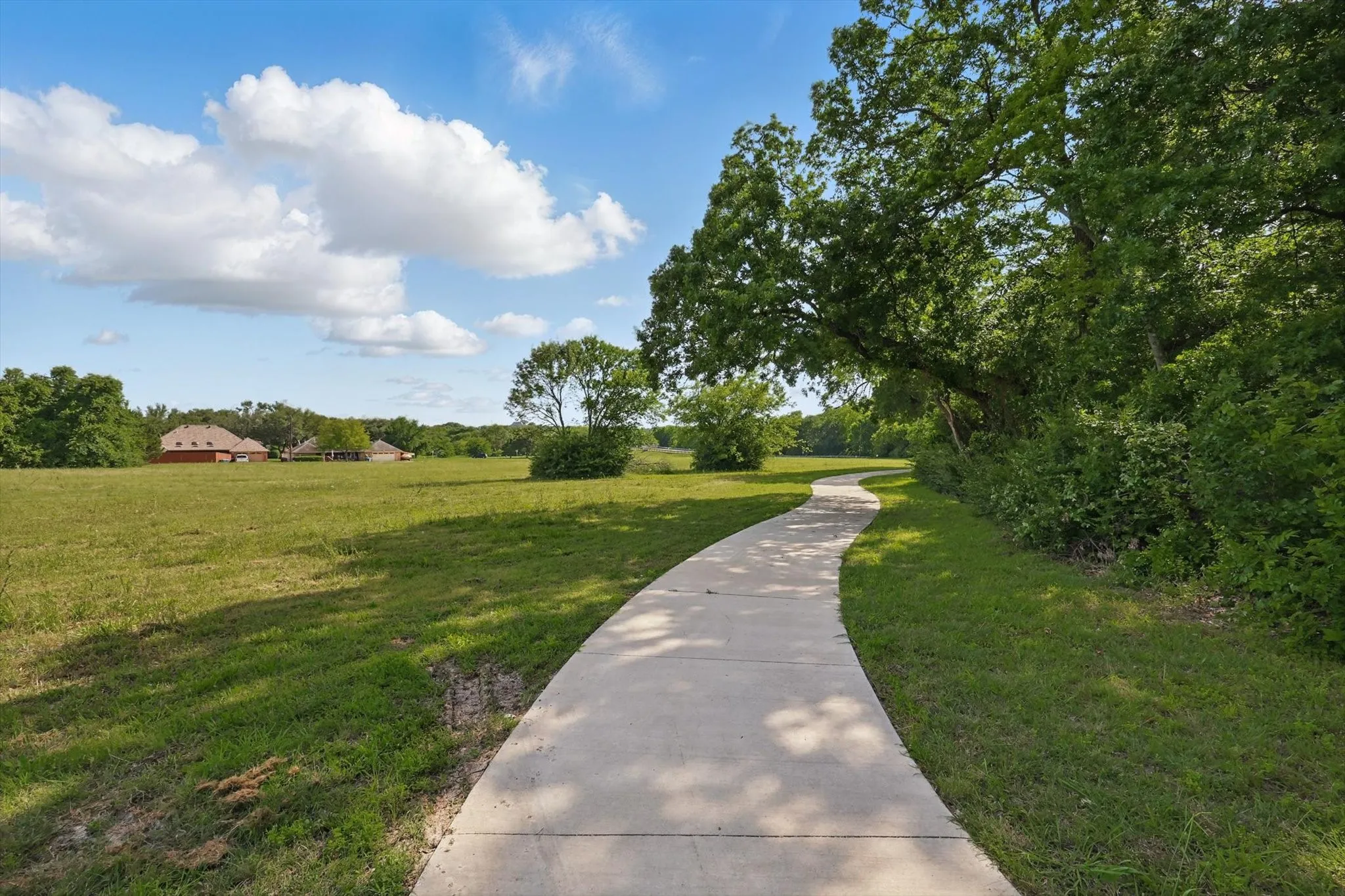 Unimproved Land For Sale in Dallas County , 699 W Wintergreen Road, De Soto, Texas 75115, 0, 0, Garage spaces, 0 Sqft, built in 0, Price $995,000, mls#21220645, Real Estate Agent in De Soto, Homes For Sale in Dallas county, Homes For Sale in De Soto, Realtor in De Soto Texas, Real Estate Brokerage Independent Realty Texas, Luminita Cordes Realtor