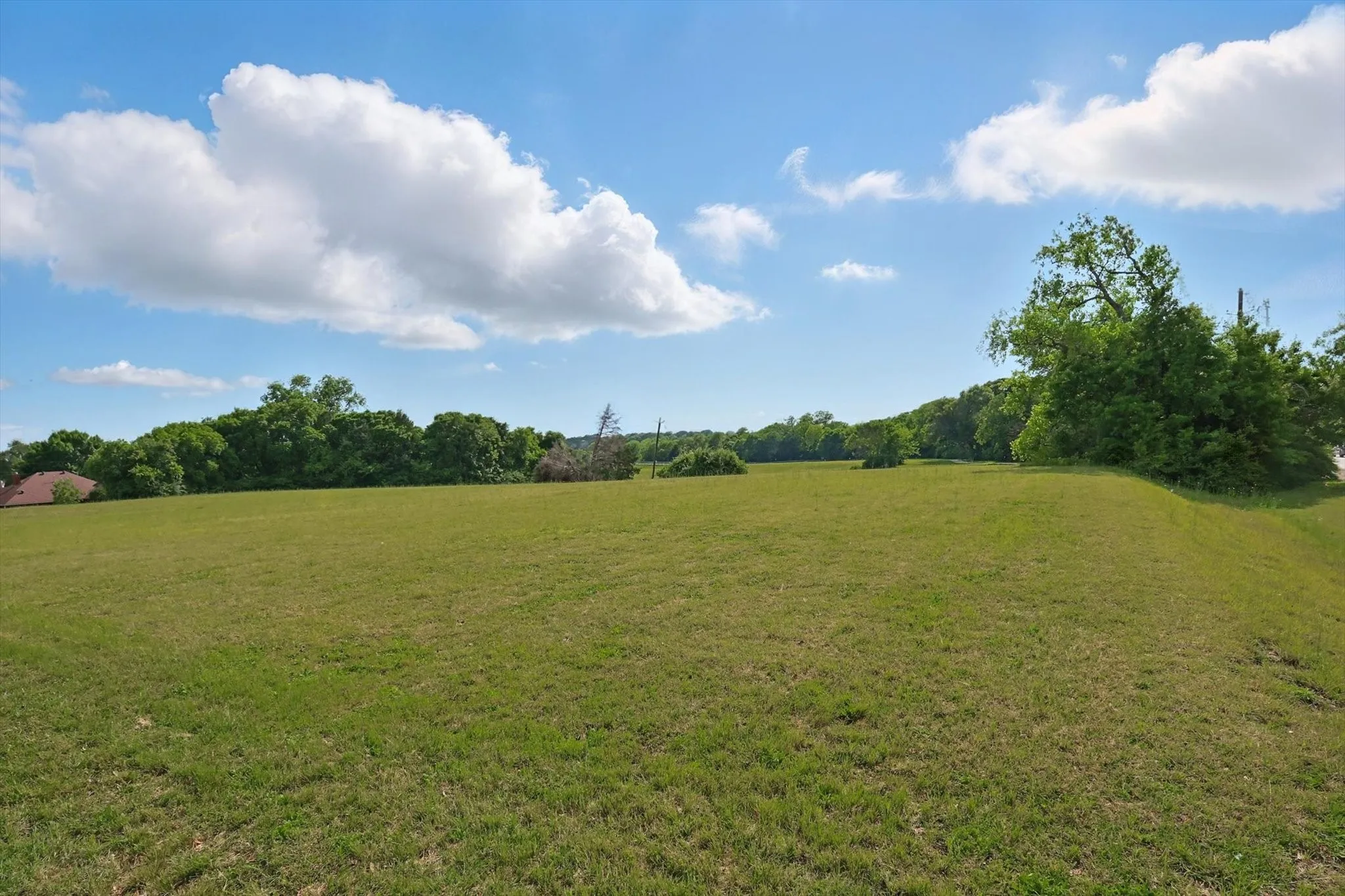 Unimproved Land For Sale in Dallas County , 699 W Wintergreen Road, De Soto, Texas 75115, 0, 0, Garage spaces, 0 Sqft, built in 0, Price $995,000, mls#21220645, Real Estate Agent in De Soto, Homes For Sale in Dallas county, Homes For Sale in De Soto, Realtor in De Soto Texas, Real Estate Brokerage Independent Realty Texas, Luminita Cordes Realtor