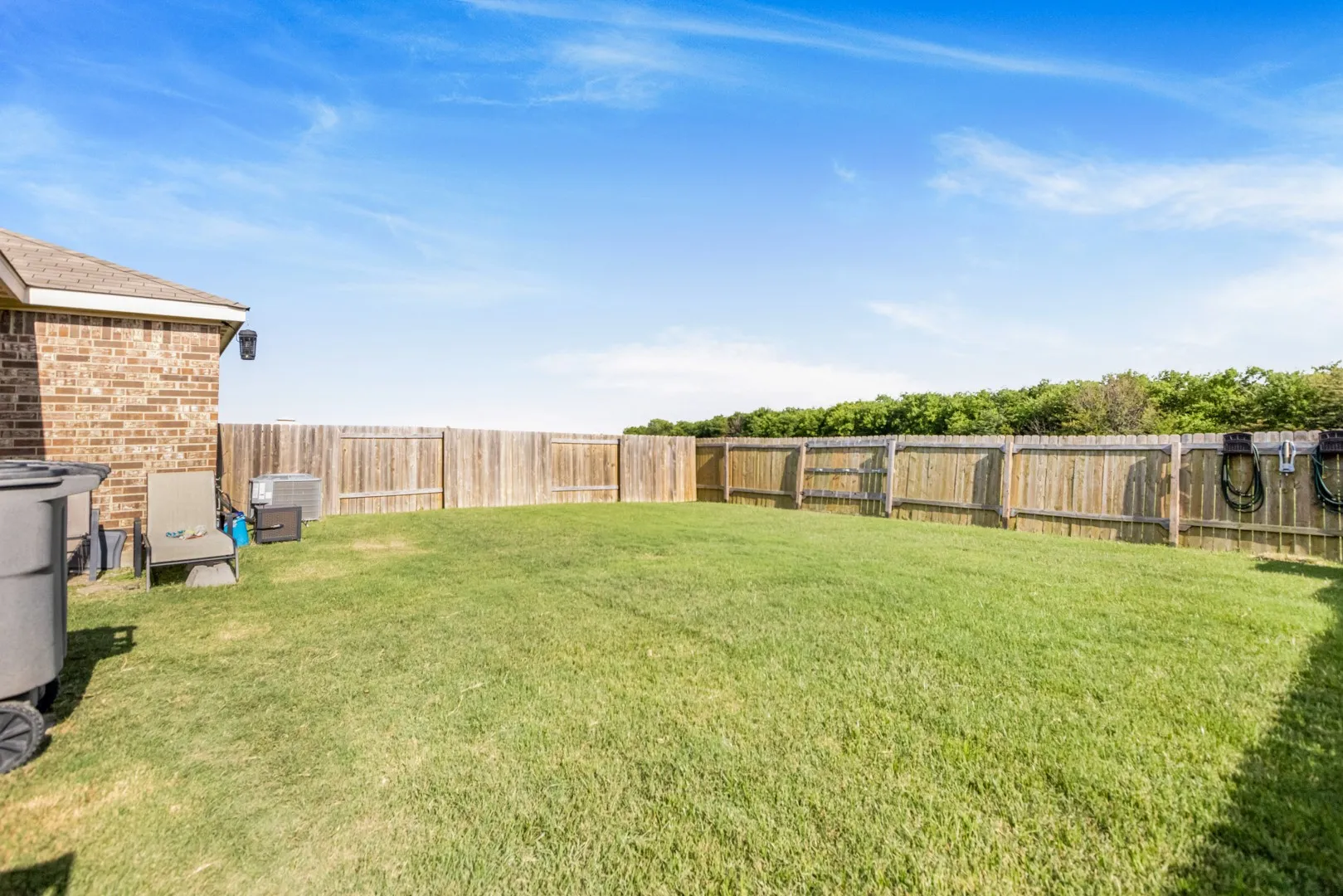 Single Family Residence For Sale in Kaufman County , 4313 Cat Tail Way, Forney, Texas 75126, 4 Bedroom, 2 Bathroom, 2 Garage spaces, 1,685 Sqft, built in 2019, mls#21220710, Real Estate Agent in Forney, Homes For Sale in Kaufman county, Homes For Sale in Forney, Realtor in Forney Texas, Real Estate Brokerage Independent Realty Texas, Luminita Cordes Realtor