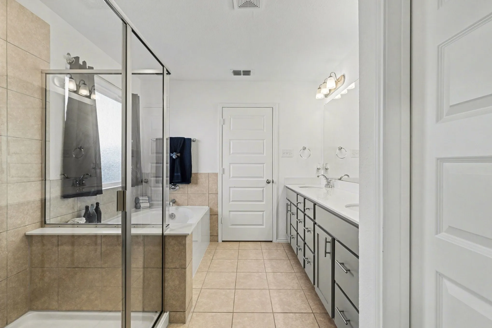 Single Family Residence For Sale in Denton County , 6024 Attucks Drive, Providence Village, Texas 76227, 4 Bedroom, 3 Bathroom, 2 Garage spaces, 2,061 Sqft, built in 2022, Preowned, mls#21220262, Real Estate Agent in Providence Village, Homes For Sale in Denton county, Homes For Sale in Providence Village, Realtor in Providence Village Texas, Real Estate Brokerage Independent Realty Texas, Luminita Cordes Realtor