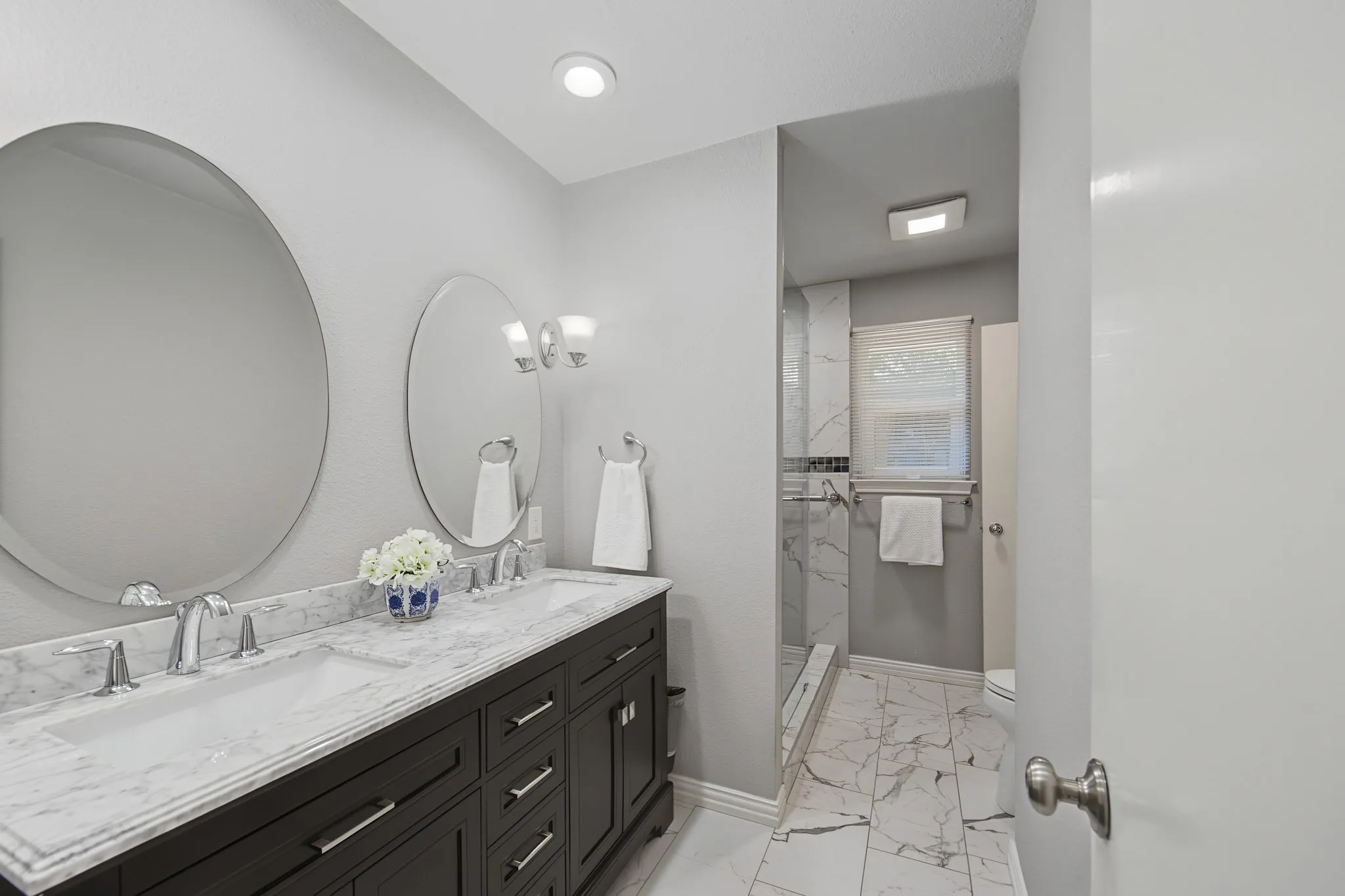 Single Family Residence For Sale in Collin County , 2616 Pin Oak Lane, Plano, Texas 75075, 3 Bedroom, 2 Bathroom, 2 Garage spaces, 2,274 Sqft, built in 1972, mls#21220712, Real Estate Agent in Plano, Homes For Sale in Collin county, Homes For Sale in Plano, Realtor in Plano Texas, Real Estate Brokerage Independent Realty Texas, Luminita Cordes Realtor