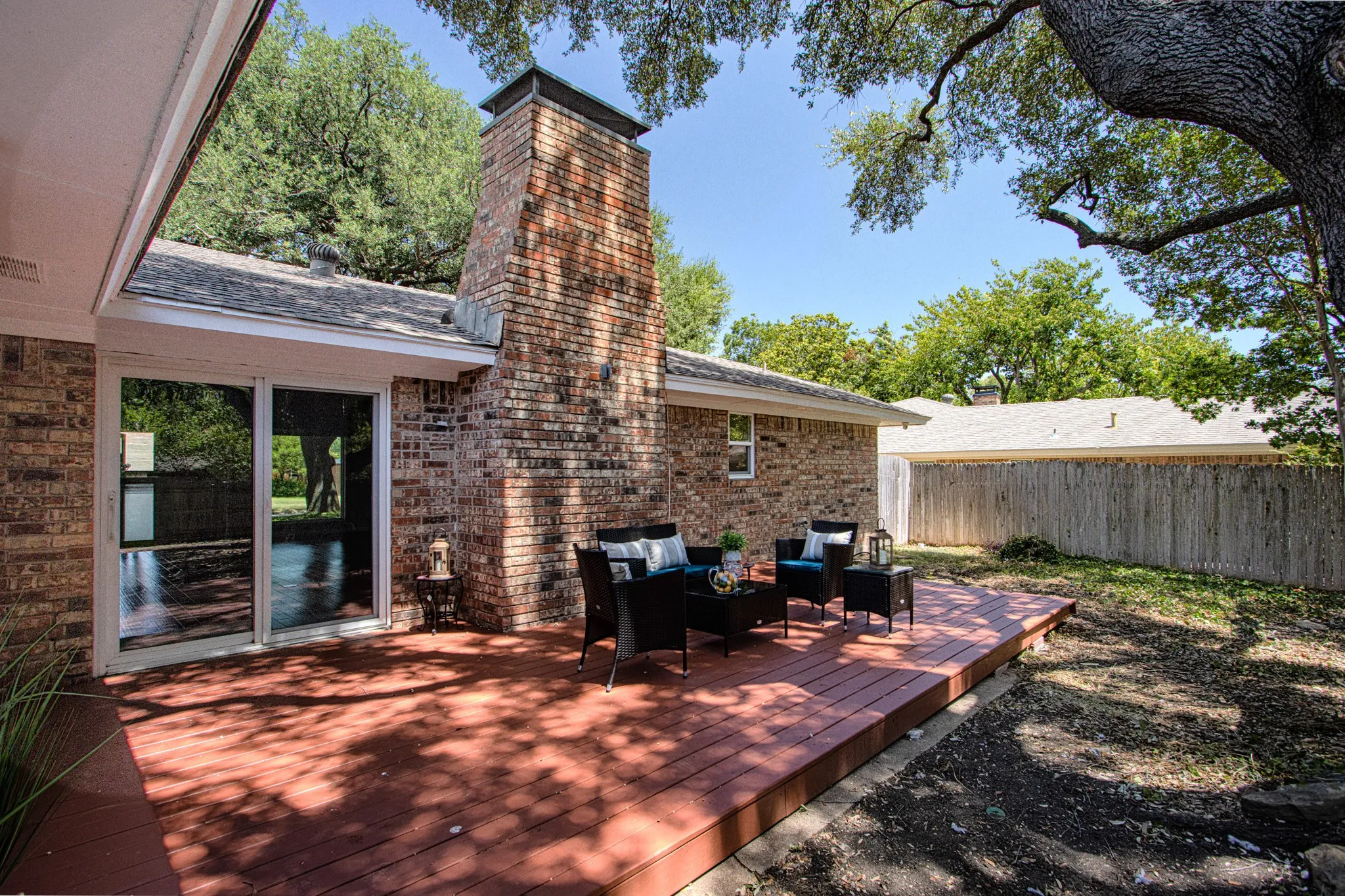 Single Family Residence For Sale in Collin County , 2616 Pin Oak Lane, Plano, Texas 75075, 3 Bedroom, 2 Bathroom, 2 Garage spaces, 2,274 Sqft, built in 1972, mls#21220712, Real Estate Agent in Plano, Homes For Sale in Collin county, Homes For Sale in Plano, Realtor in Plano Texas, Real Estate Brokerage Independent Realty Texas, Luminita Cordes Realtor