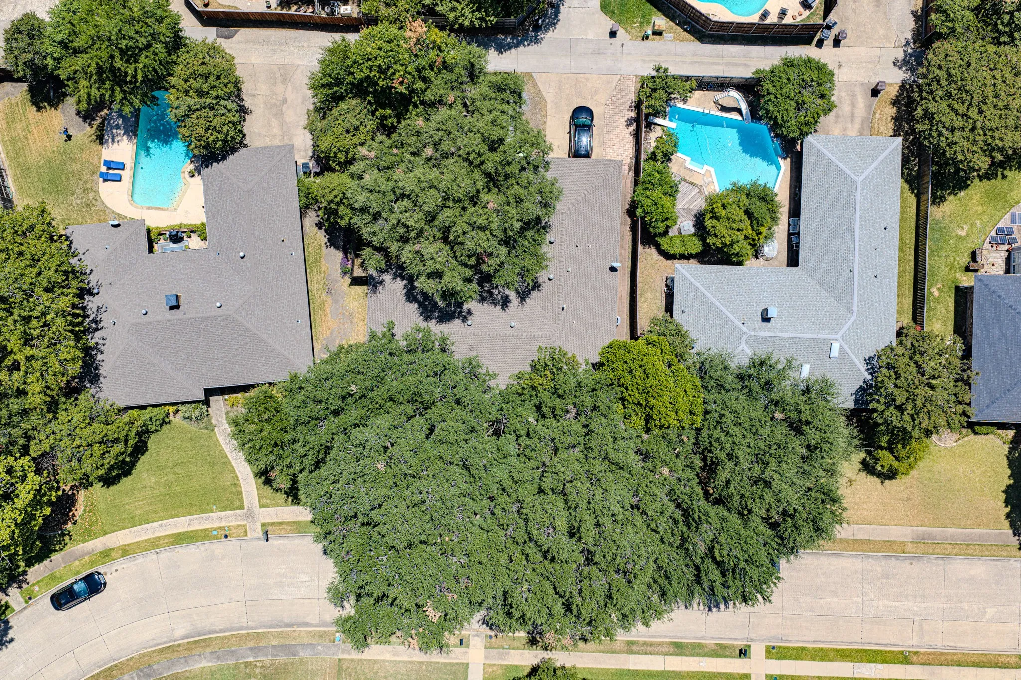 Single Family Residence For Sale in Collin County , 2616 Pin Oak Lane, Plano, Texas 75075, 3 Bedroom, 2 Bathroom, 2 Garage spaces, 2,274 Sqft, built in 1972, mls#21220712, Real Estate Agent in Plano, Homes For Sale in Collin county, Homes For Sale in Plano, Realtor in Plano Texas, Real Estate Brokerage Independent Realty Texas, Luminita Cordes Realtor
