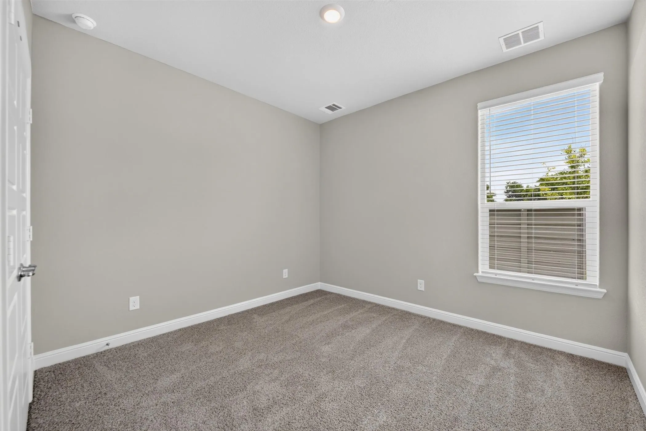 Single Family Residence For Sale in Denton County , 11224 WINGED ELM Way, Justin, Texas 76247, 4 Bedroom, 2 Bathroom, 2 Garage spaces, 2,184 Sqft, built in 2026, New Construction - Complete, mls#21219087, Real Estate Agent in Justin, Homes For Sale in Denton county, Homes For Sale in Justin, Realtor in Justin Texas, Real Estate Brokerage Independent Realty Texas, Luminita Cordes Realtor