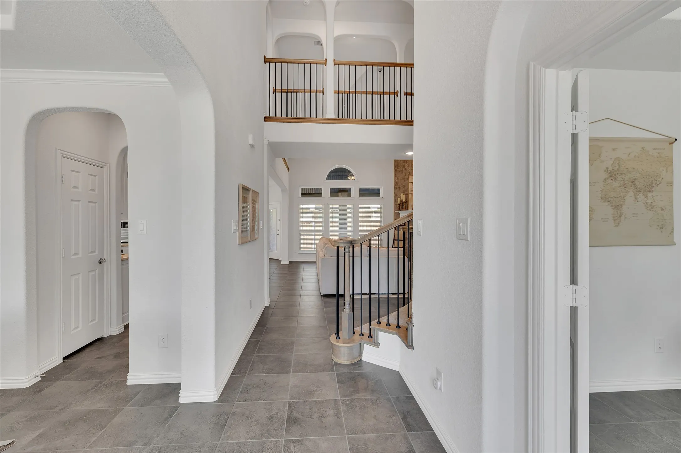Single Family Residence For Sale in Tarrant County , 566 Long Meadow Drive, Haslet, Texas 76052, 5 Bedroom, 4 Bathroom, 3 Garage spaces, 3,781 Sqft, built in 2022, Preowned, mls#21219561, Real Estate Agent in Haslet, Homes For Sale in Tarrant county, Homes For Sale in Haslet, Realtor in Haslet Texas, Real Estate Brokerage Independent Realty Texas, Luminita Cordes Realtor