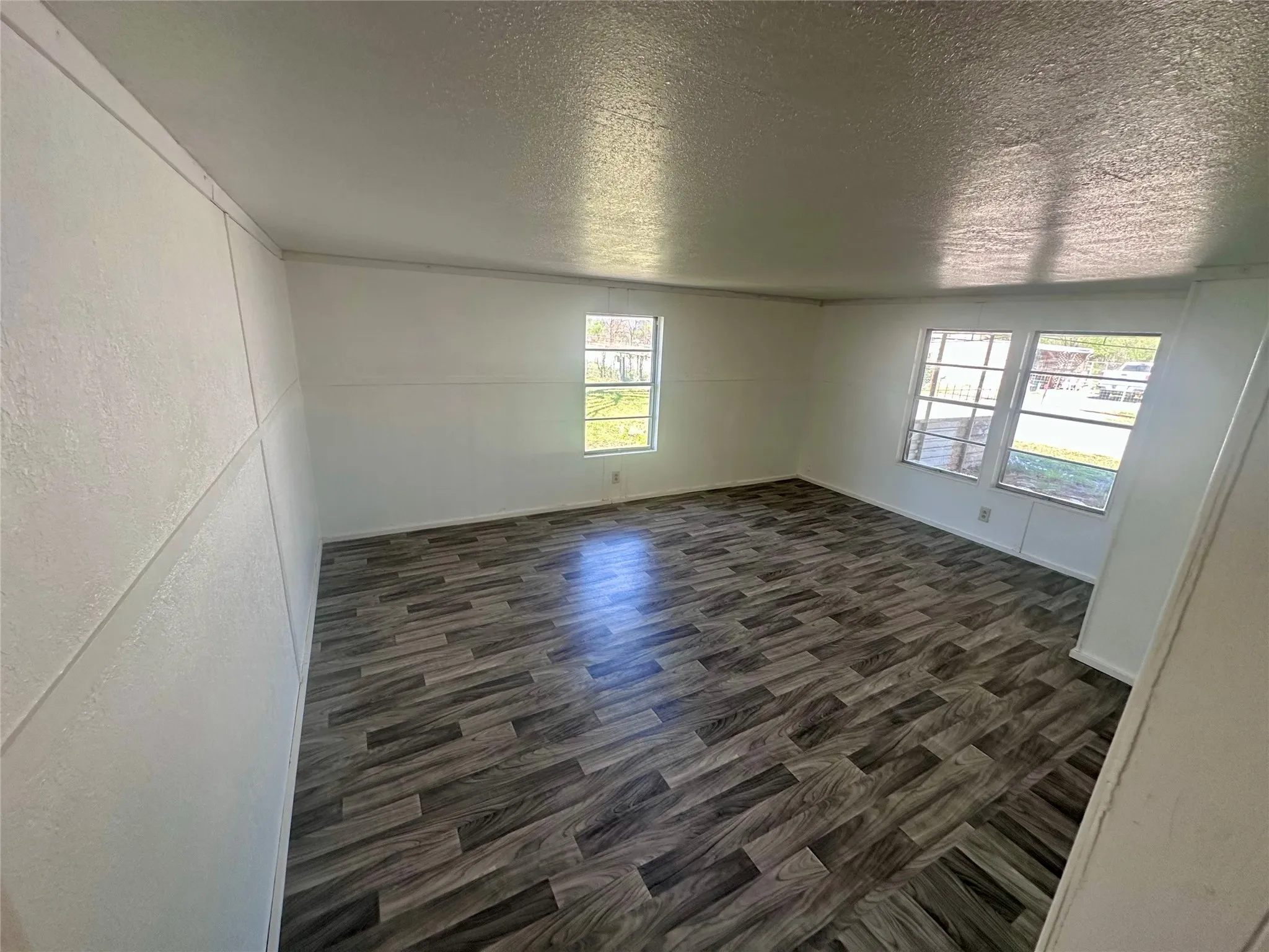 Single Family Residence For Sale in Coleman County , 302 W Ripley Street, Coleman, Texas 76834, 3 Bedroom, 1 Bathroom, Garage spaces, 1,440 Sqft, built in 1920, mls#21220786, Real Estate Agent in Coleman, Homes For Sale in Coleman county, Homes For Sale in Coleman, Realtor in Coleman Texas, Real Estate Brokerage Independent Realty Texas, Luminita Cordes Realtor