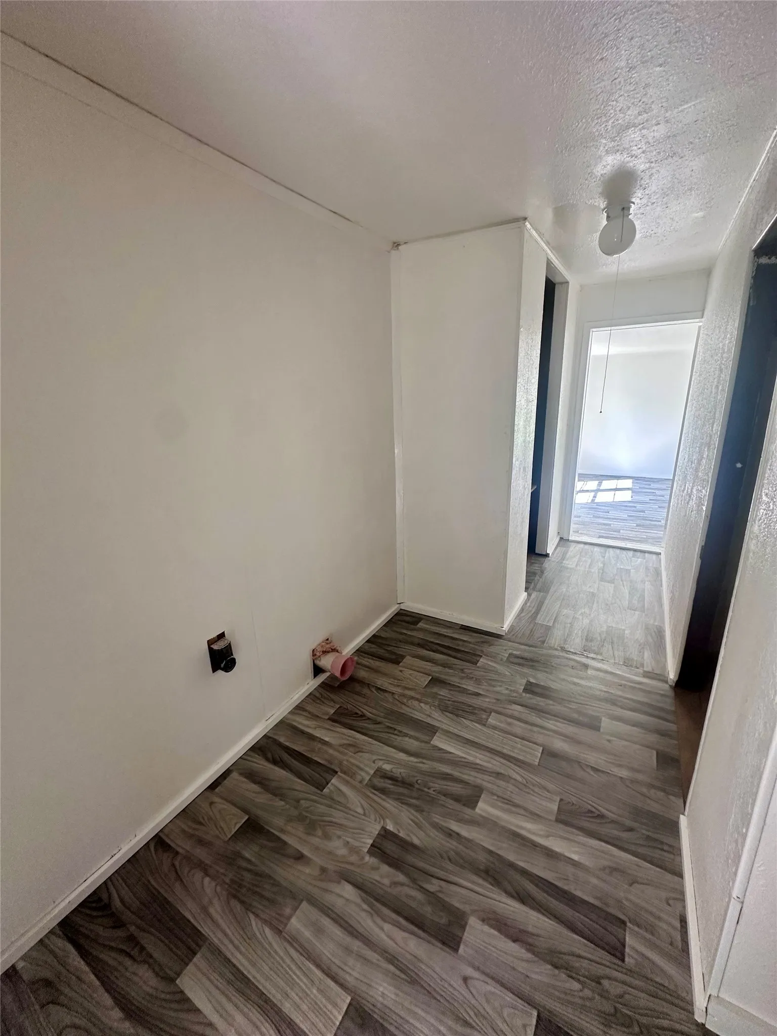 Single Family Residence For Sale in Coleman County , 302 W Ripley Street, Coleman, Texas 76834, 3 Bedroom, 1 Bathroom, Garage spaces, 1,440 Sqft, built in 1920, mls#21220786, Real Estate Agent in Coleman, Homes For Sale in Coleman county, Homes For Sale in Coleman, Realtor in Coleman Texas, Real Estate Brokerage Independent Realty Texas, Luminita Cordes Realtor
