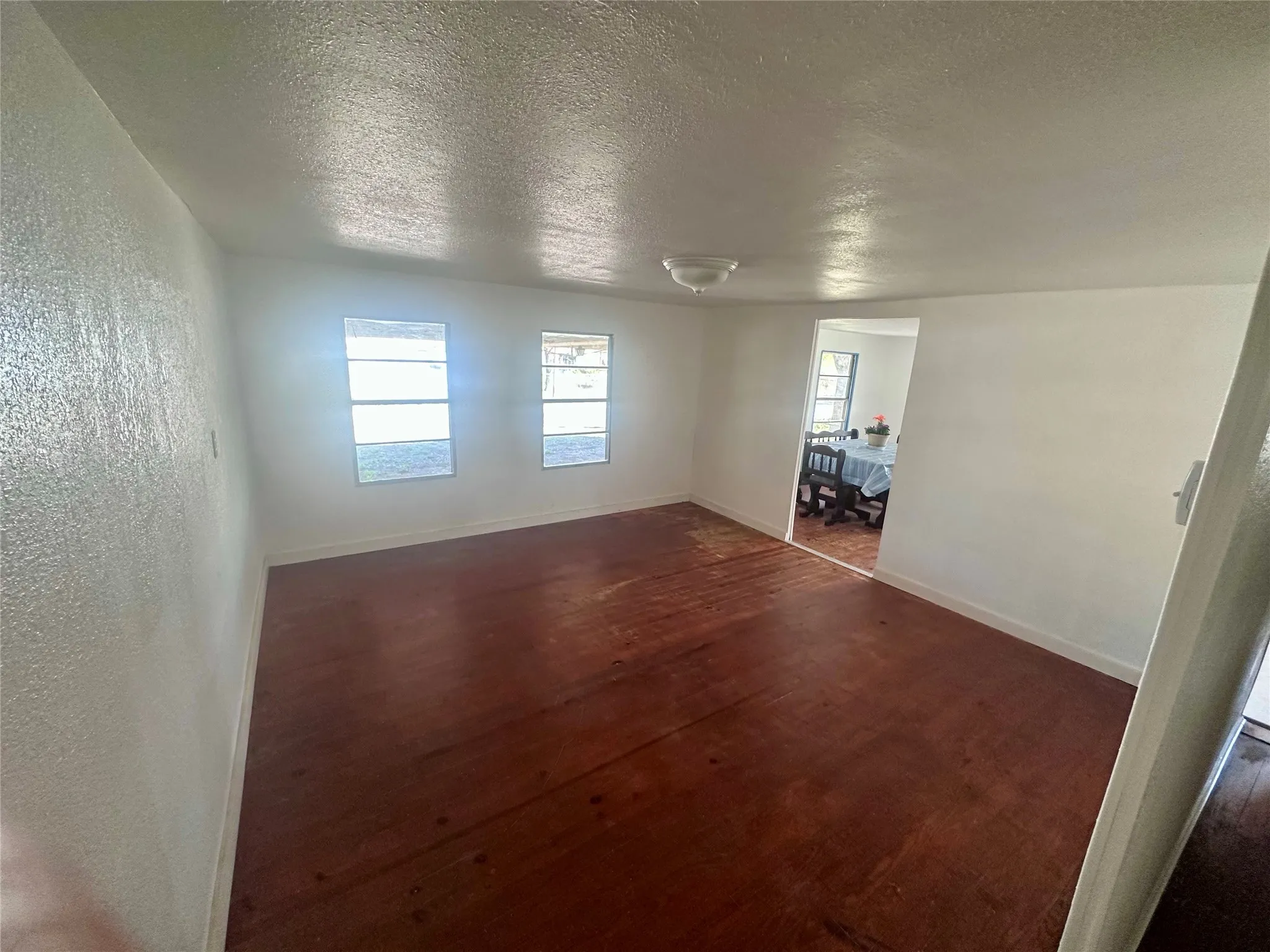 Single Family Residence For Sale in Coleman County , 302 W Ripley Street, Coleman, Texas 76834, 3 Bedroom, 1 Bathroom, Garage spaces, 1,440 Sqft, built in 1920, mls#21220786, Real Estate Agent in Coleman, Homes For Sale in Coleman county, Homes For Sale in Coleman, Realtor in Coleman Texas, Real Estate Brokerage Independent Realty Texas, Luminita Cordes Realtor