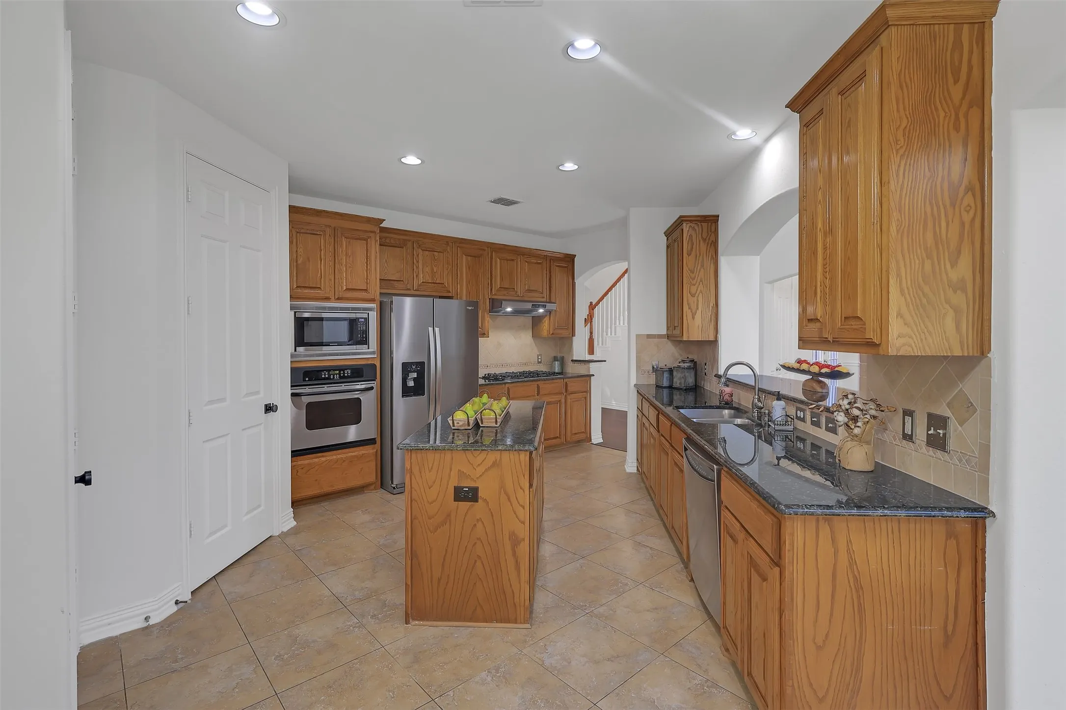 Single Family Residence For Sale in Collin County , 3252 Forestbrook Drive, Richardson, Texas 75082, 3 Bedroom, 4 Bathroom, 2 Garage spaces, 2,759 Sqft, built in 2004, Preowned, mls#21220806, Real Estate Agent in Richardson, Homes For Sale in Collin county, Homes For Sale in Richardson, Realtor in Richardson Texas, Real Estate Brokerage Independent Realty Texas, Luminita Cordes Realtor