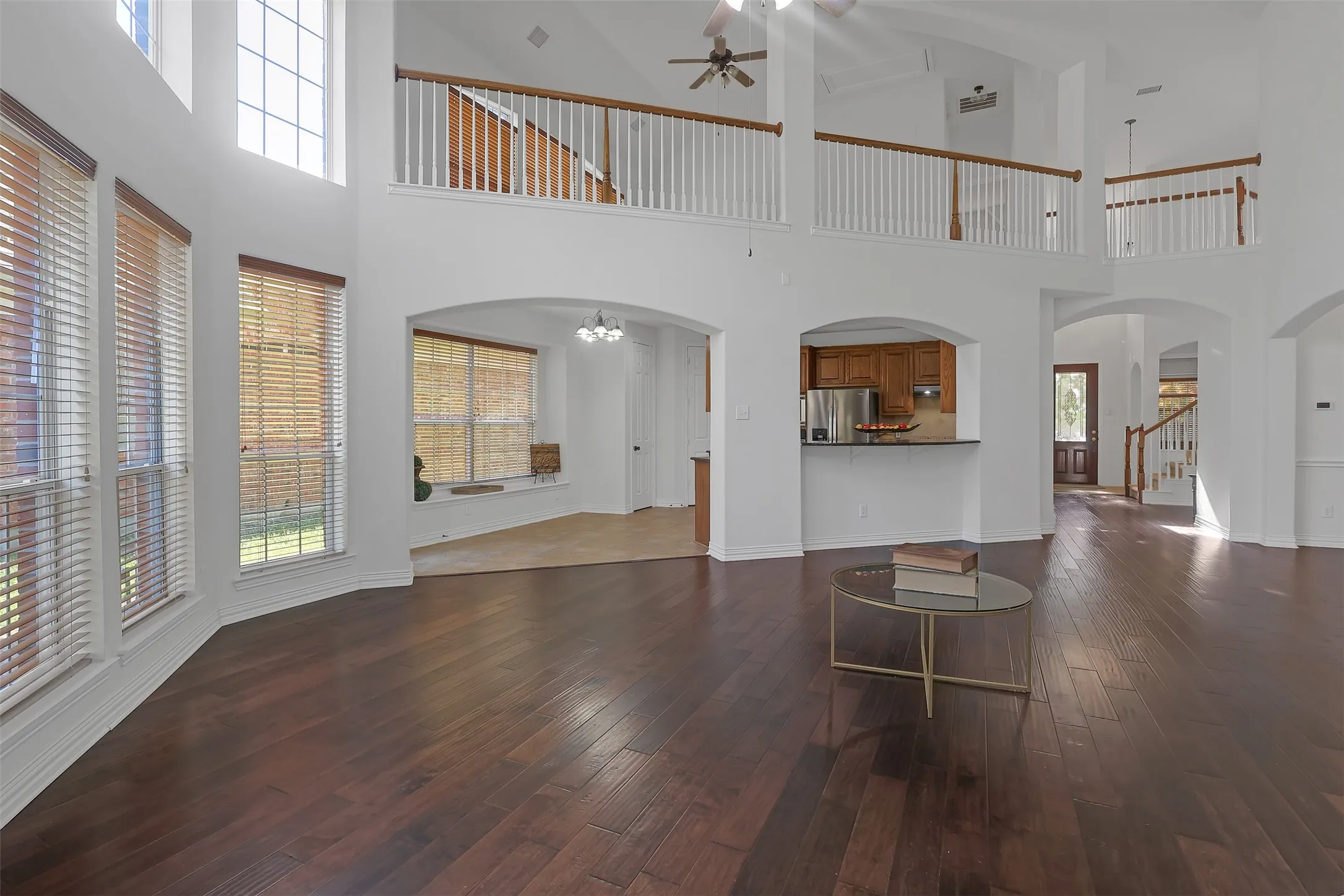 Single Family Residence For Sale in Collin County , 3252 Forestbrook Drive, Richardson, Texas 75082, 3 Bedroom, 4 Bathroom, 2 Garage spaces, 2,759 Sqft, built in 2004, Preowned, mls#21220806, Real Estate Agent in Richardson, Homes For Sale in Collin county, Homes For Sale in Richardson, Realtor in Richardson Texas, Real Estate Brokerage Independent Realty Texas, Luminita Cordes Realtor