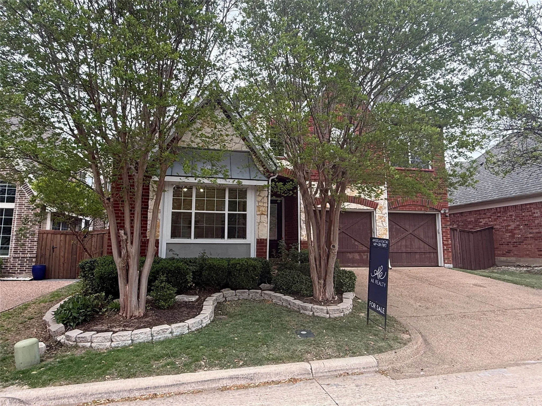 Single Family Residence For Sale in Collin County , 3252 Forestbrook Drive, Richardson, Texas 75082, 3 Bedroom, 4 Bathroom, 2 Garage spaces, 2,759 Sqft, built in 2004, Preowned, mls#21220806, Real Estate Agent in Richardson, Homes For Sale in Collin county, Homes For Sale in Richardson, Realtor in Richardson Texas, Real Estate Brokerage Independent Realty Texas, Luminita Cordes Realtor