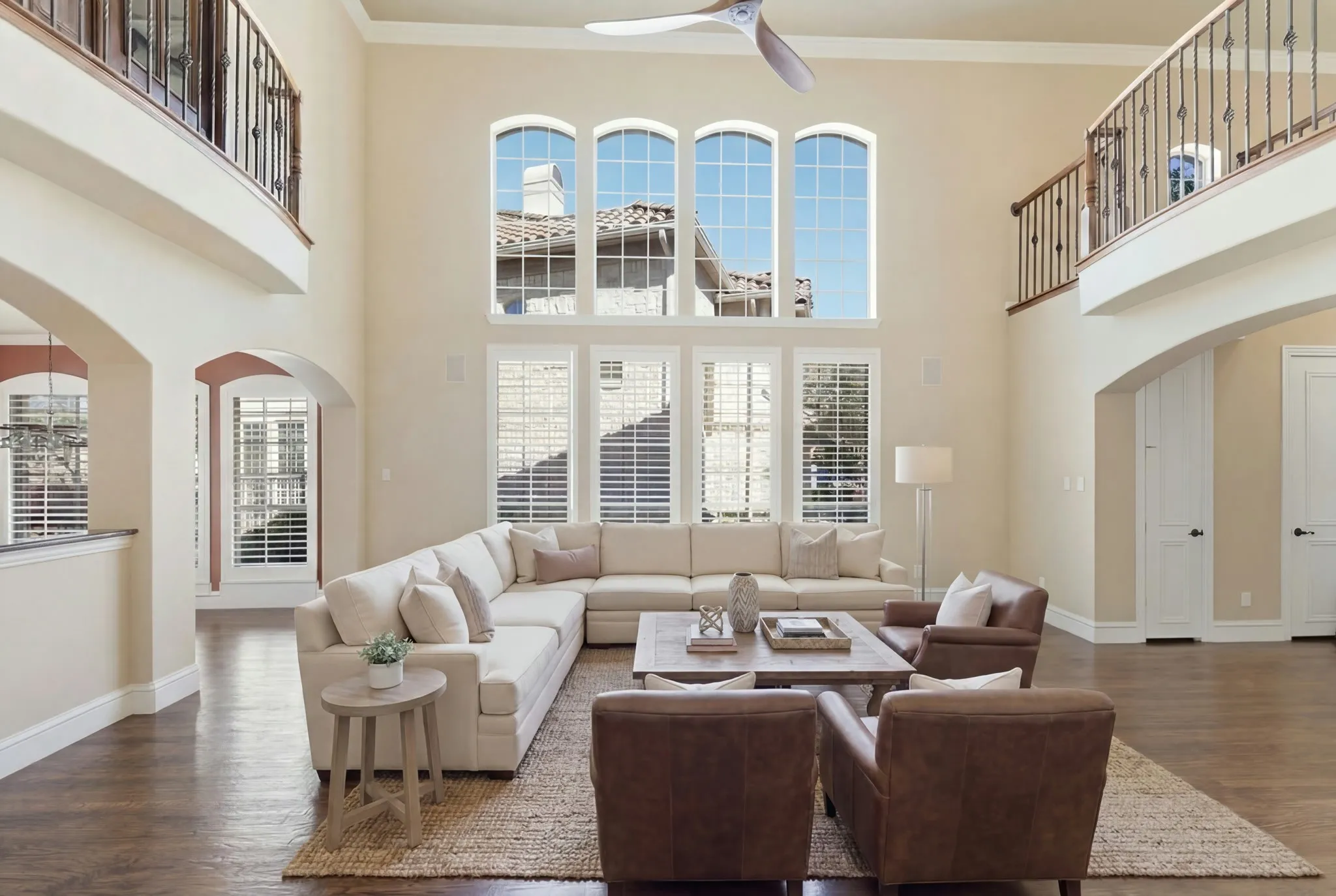 Townhouse For Sale in Dallas County , 4470 Saint Andrews Boulevard, Irving, Texas 75038, 4 Bedroom, 4 Bathroom, 2 Garage spaces, 2,926 Sqft, built in 2004, Preowned, mls#21218289, Real Estate Agent in Irving, Homes For Sale in Dallas county, Homes For Sale in Irving, Realtor in Irving Texas, Real Estate Brokerage Independent Realty Texas, Luminita Cordes Realtor