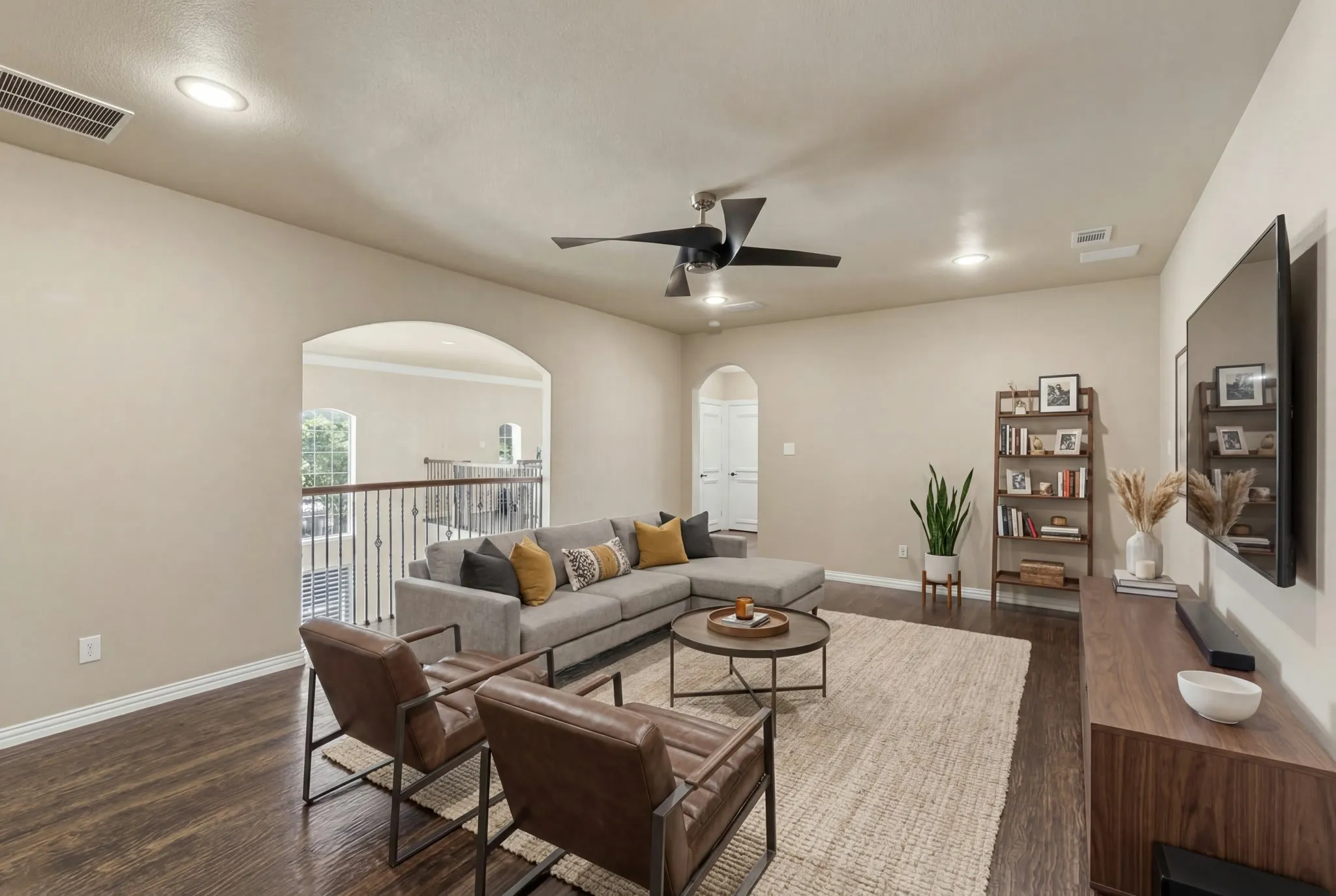 Townhouse For Sale in Dallas County , 4470 Saint Andrews Boulevard, Irving, Texas 75038, 4 Bedroom, 4 Bathroom, 2 Garage spaces, 2,926 Sqft, built in 2004, Preowned, mls#21218289, Real Estate Agent in Irving, Homes For Sale in Dallas county, Homes For Sale in Irving, Realtor in Irving Texas, Real Estate Brokerage Independent Realty Texas, Luminita Cordes Realtor