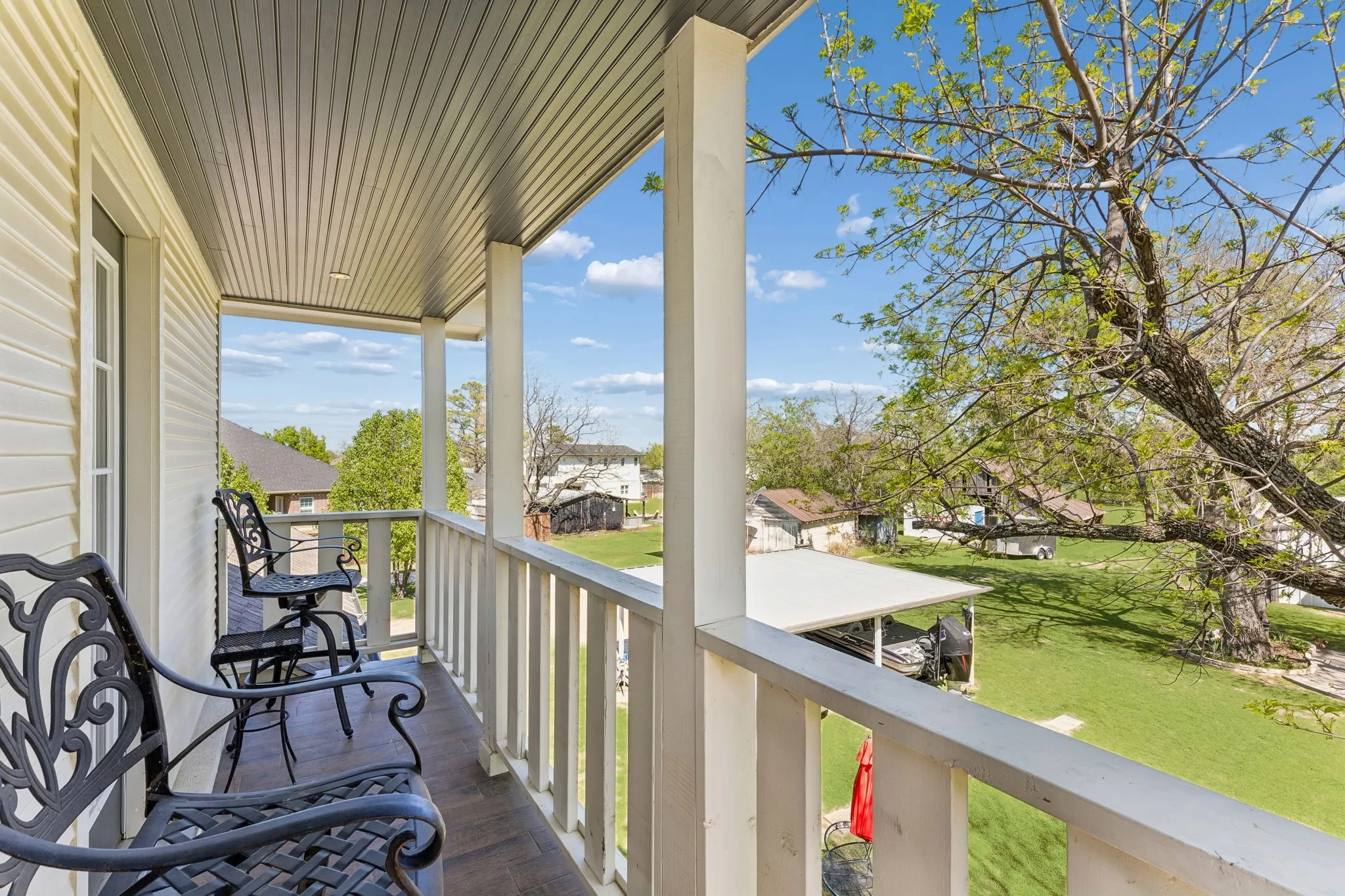 Single Family Residence For Sale in Denton County , 110 S Walnut, Roanoke, Texas 76262, 3 Bedroom, 3 Bathroom, 2 Garage spaces, 3,420 Sqft, built in 1915, Preowned, mls#21218898, Real Estate Agent in Roanoke, Homes For Sale in Denton county, Homes For Sale in Roanoke, Realtor in Roanoke Texas, Real Estate Brokerage Independent Realty Texas, Luminita Cordes Realtor