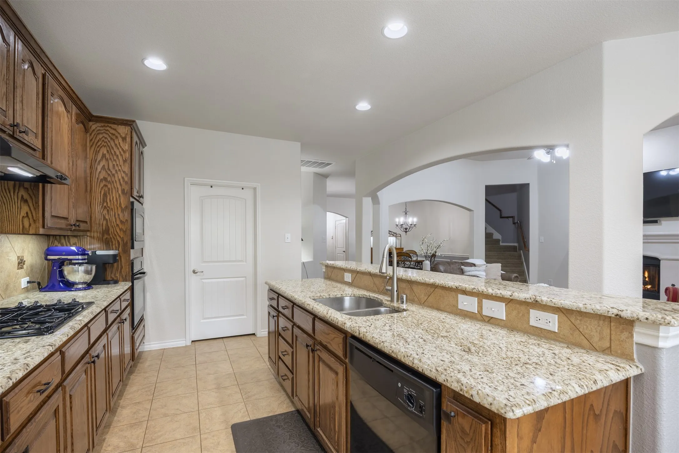 Single Family Residence For Sale in Collin County , 4708 Lasso Lane, Mc Kinney, Texas 75070, 5 Bedroom, 4 Bathroom, 2 Garage spaces, 3,186 Sqft, built in 2008, mls#21210958, Real Estate Agent in Mc Kinney, Homes For Sale in Collin county, Homes For Sale in Mc Kinney, Realtor in Mc Kinney Texas, Real Estate Brokerage Independent Realty Texas, Luminita Cordes Realtor