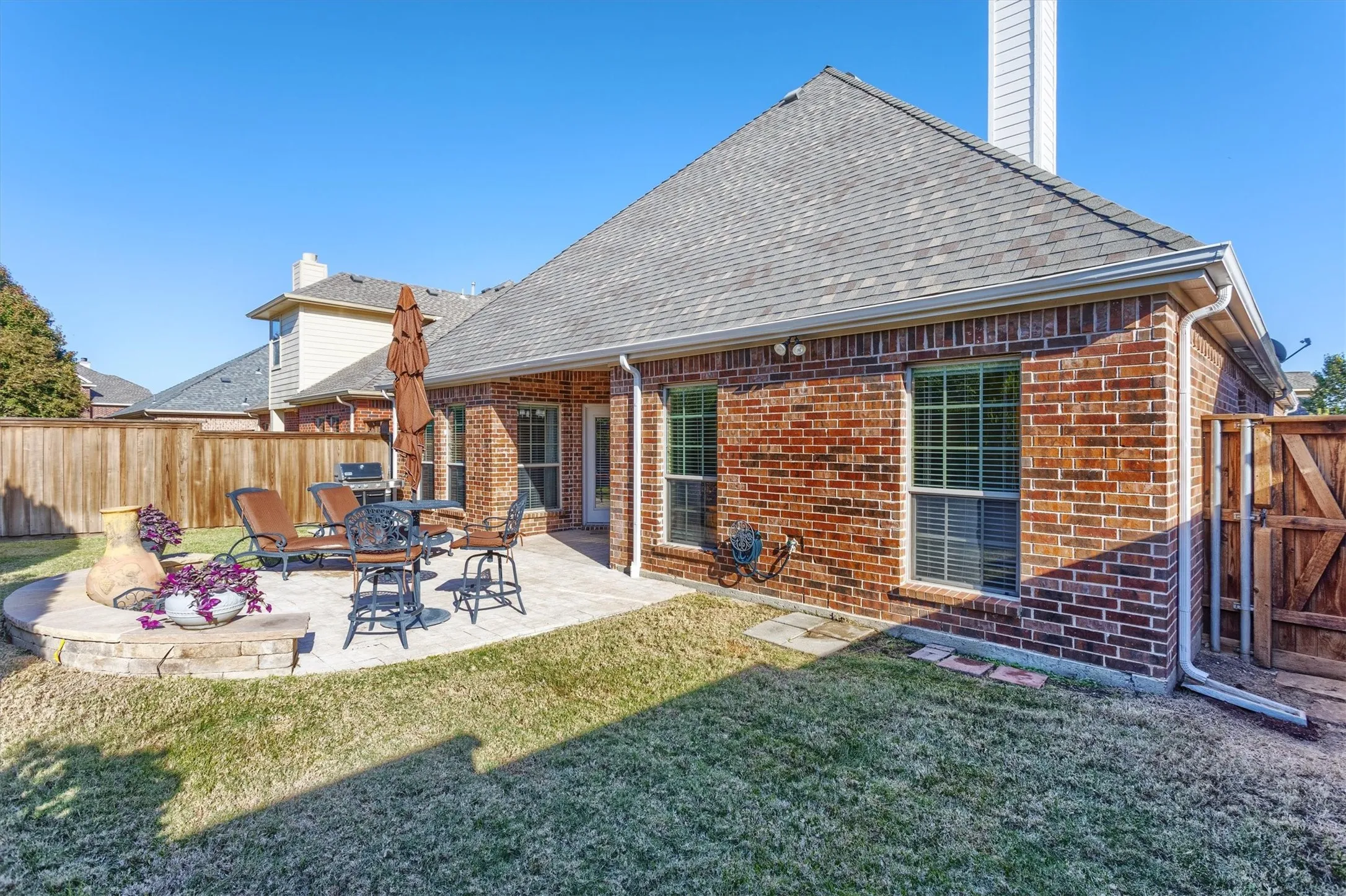 Single Family Residence For Sale in Collin County , 4708 Lasso Lane, Mc Kinney, Texas 75070, 5 Bedroom, 4 Bathroom, 2 Garage spaces, 3,186 Sqft, built in 2008, mls#21210958, Real Estate Agent in Mc Kinney, Homes For Sale in Collin county, Homes For Sale in Mc Kinney, Realtor in Mc Kinney Texas, Real Estate Brokerage Independent Realty Texas, Luminita Cordes Realtor