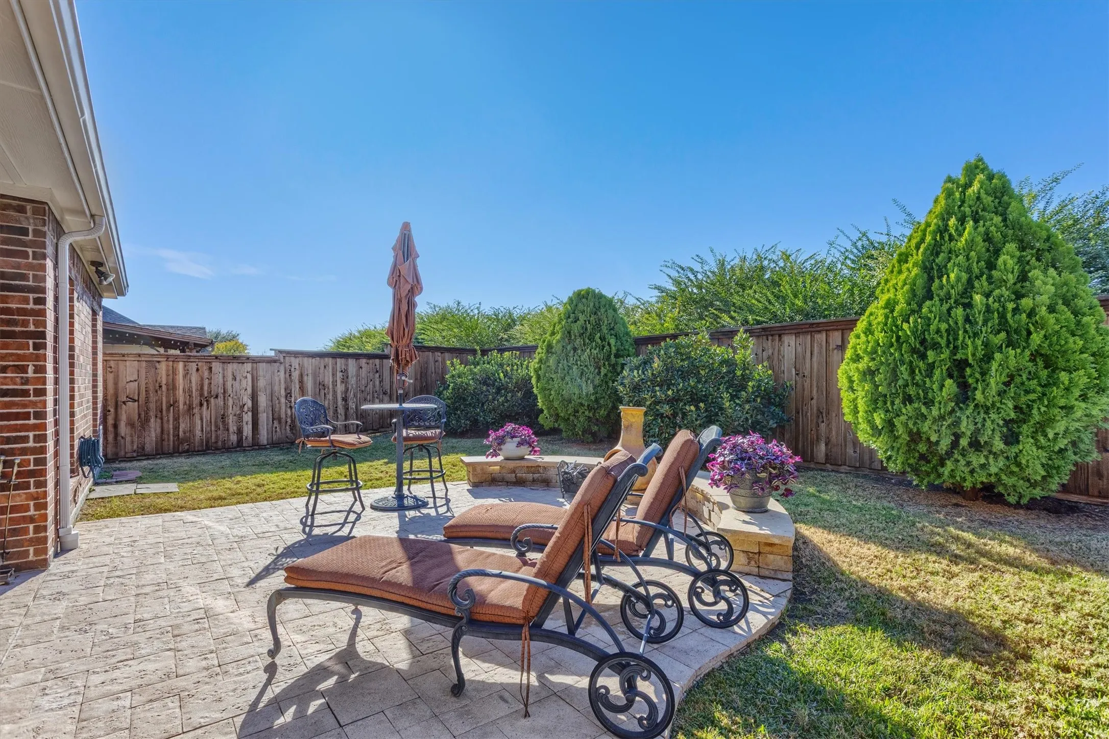 Single Family Residence For Sale in Collin County , 4708 Lasso Lane, Mc Kinney, Texas 75070, 5 Bedroom, 4 Bathroom, 2 Garage spaces, 3,186 Sqft, built in 2008, mls#21210958, Real Estate Agent in Mc Kinney, Homes For Sale in Collin county, Homes For Sale in Mc Kinney, Realtor in Mc Kinney Texas, Real Estate Brokerage Independent Realty Texas, Luminita Cordes Realtor