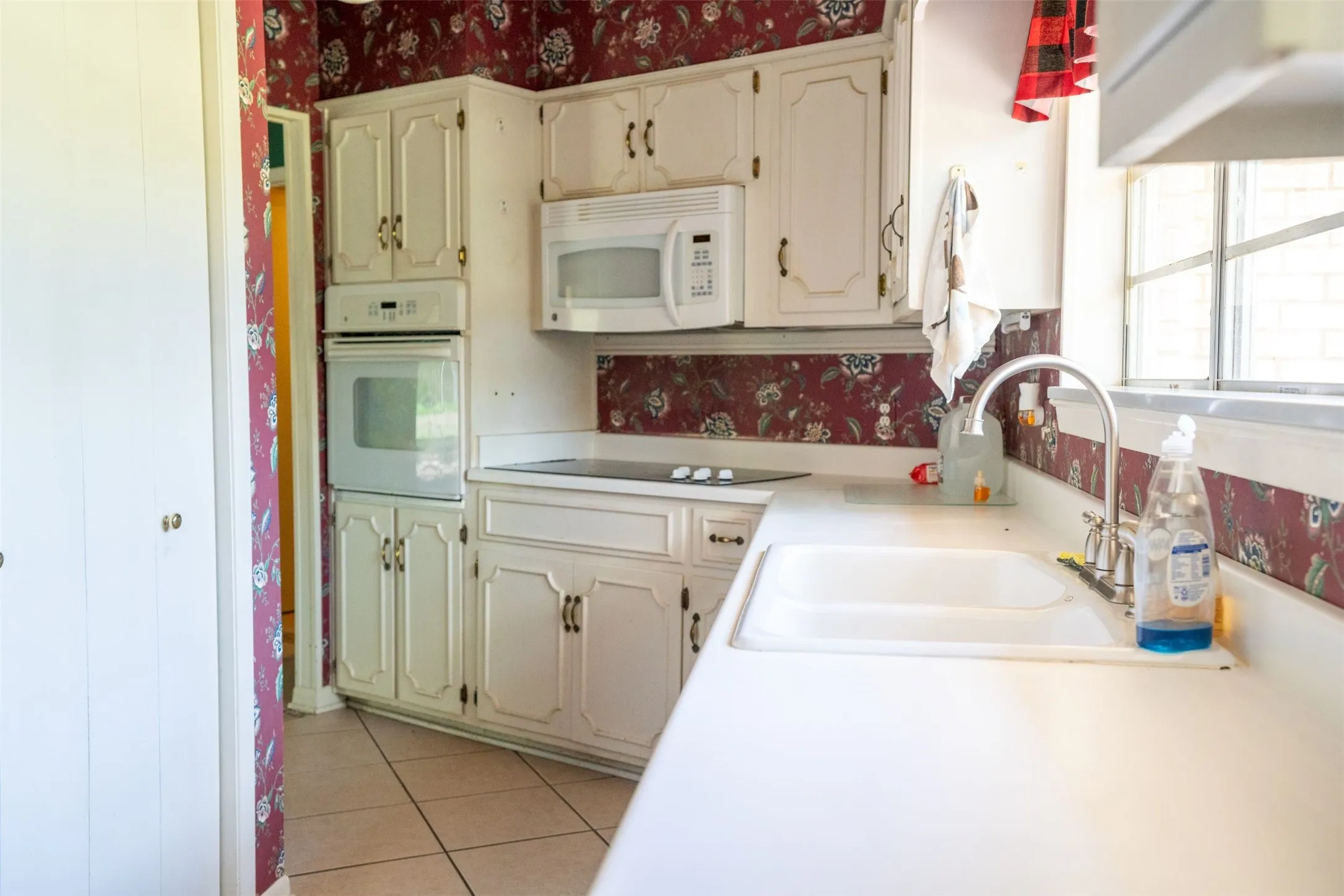 Single Family Residence For Sale in Lamar County , 375 County Road 45080, Powderly, Texas 75473, 3 Bedroom, 3 Bathroom, 2 Garage spaces, 2,464 Sqft, built in 1985, Price $275,000, mls#21218435, Real Estate Agent in Powderly, Homes For Sale in Lamar county, Homes For Sale in Powderly, Realtor in Powderly Texas, Real Estate Brokerage Independent Realty Texas, Luminita Cordes Realtor