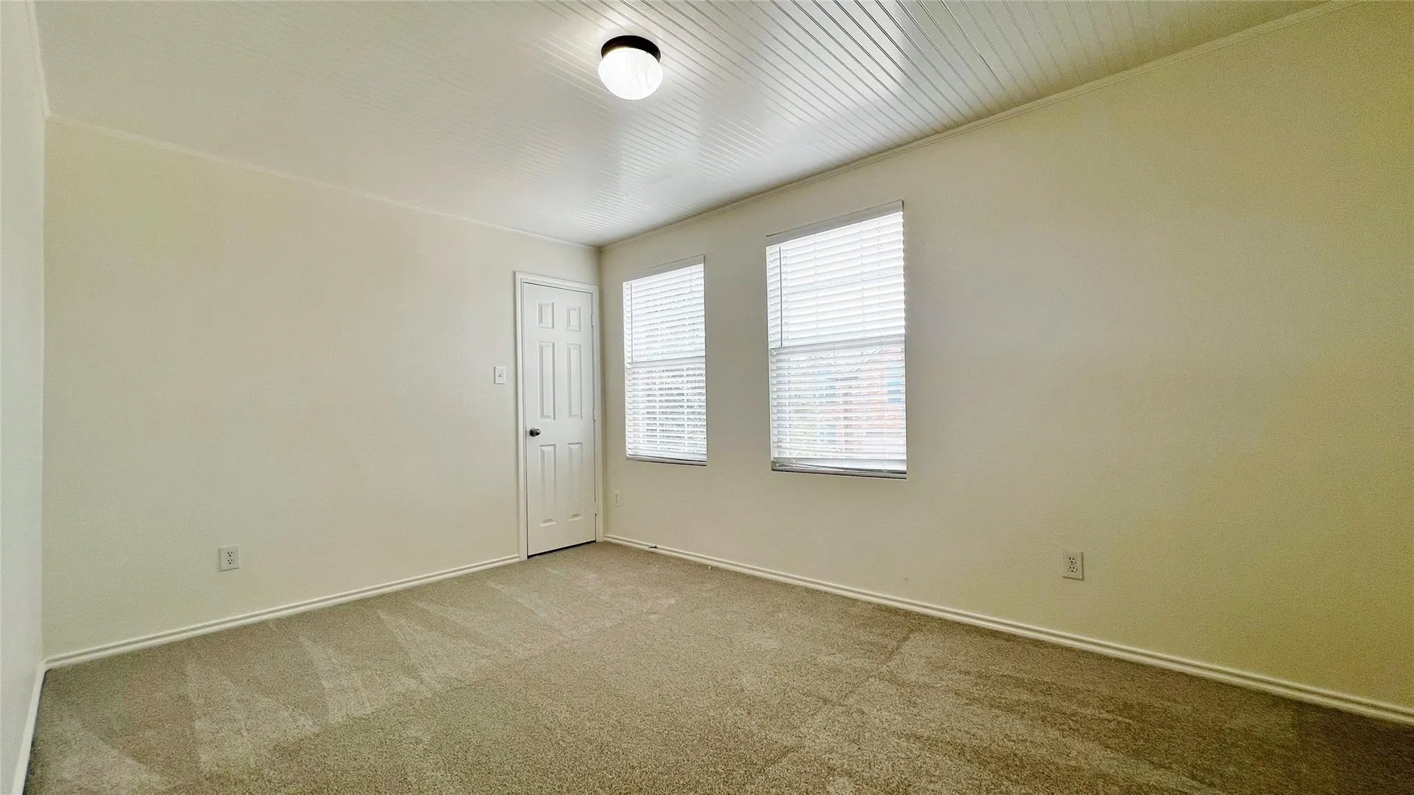 Single Family Residence For Sale in Tarrant County , 1724 Quails Nest Drive, Fort Worth, Texas 76177, 5 Bedroom, 3 Bathroom, 2 Garage spaces, 2,938 Sqft, built in 2006, Preowned, mls#21220838, Real Estate Agent in Fort Worth, Homes For Sale in Tarrant county, Homes For Sale in Fort Worth, Realtor in Fort Worth Texas, Real Estate Brokerage Independent Realty Texas, Luminita Cordes Realtor