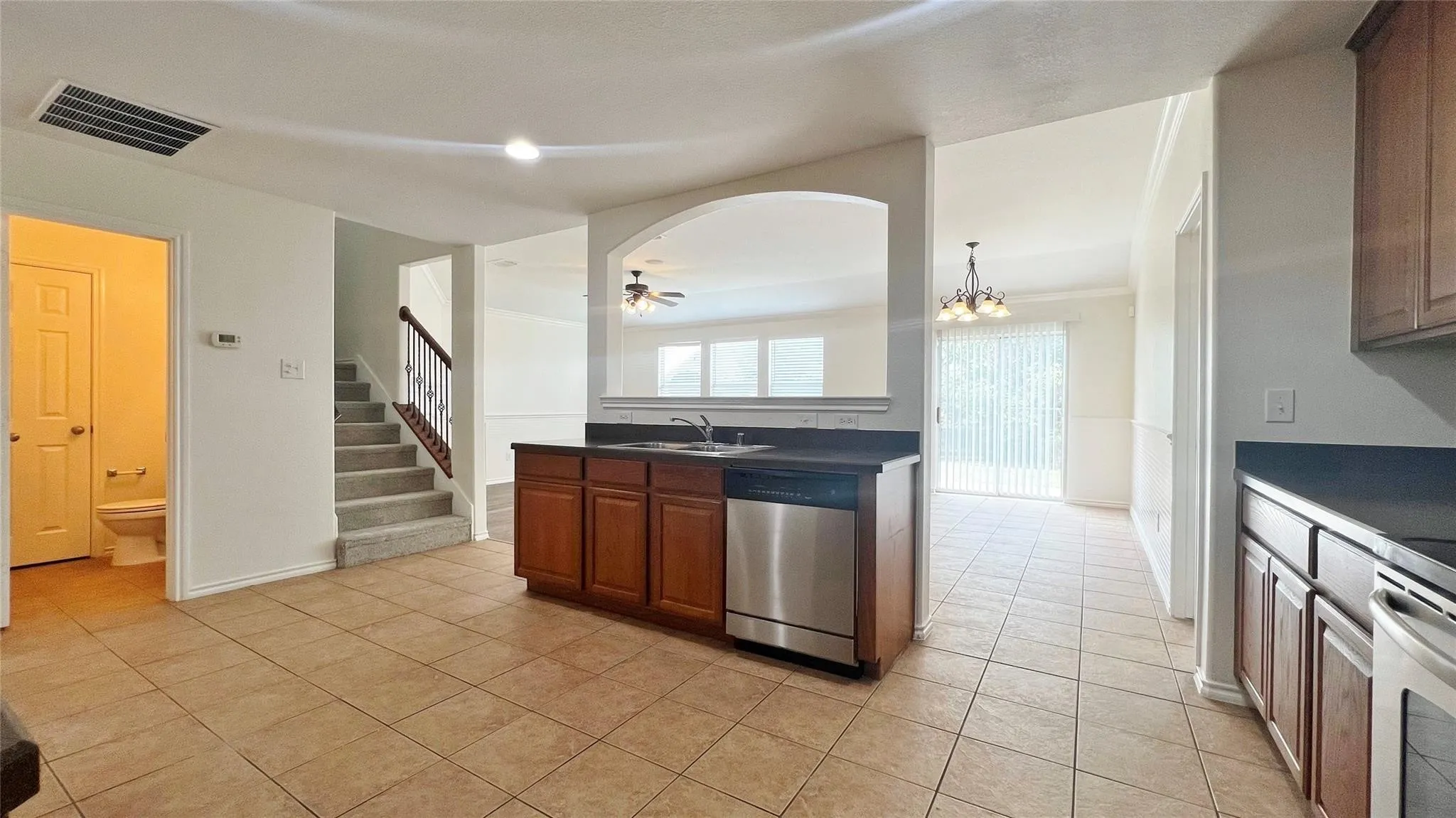 Single Family Residence For Sale in Tarrant County , 1724 Quails Nest Drive, Fort Worth, Texas 76177, 5 Bedroom, 3 Bathroom, 2 Garage spaces, 2,938 Sqft, built in 2006, Preowned, mls#21220838, Real Estate Agent in Fort Worth, Homes For Sale in Tarrant county, Homes For Sale in Fort Worth, Realtor in Fort Worth Texas, Real Estate Brokerage Independent Realty Texas, Luminita Cordes Realtor