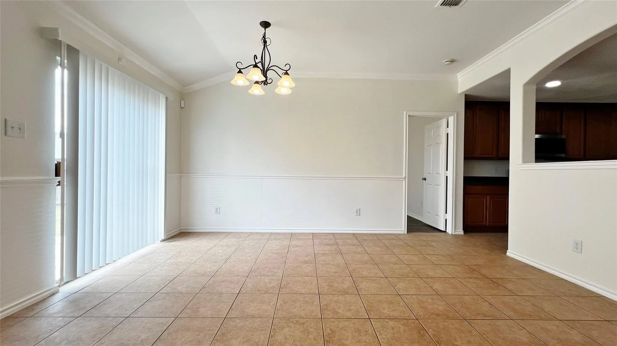 Single Family Residence For Sale in Tarrant County , 1724 Quails Nest Drive, Fort Worth, Texas 76177, 5 Bedroom, 3 Bathroom, 2 Garage spaces, 2,938 Sqft, built in 2006, Preowned, mls#21220838, Real Estate Agent in Fort Worth, Homes For Sale in Tarrant county, Homes For Sale in Fort Worth, Realtor in Fort Worth Texas, Real Estate Brokerage Independent Realty Texas, Luminita Cordes Realtor