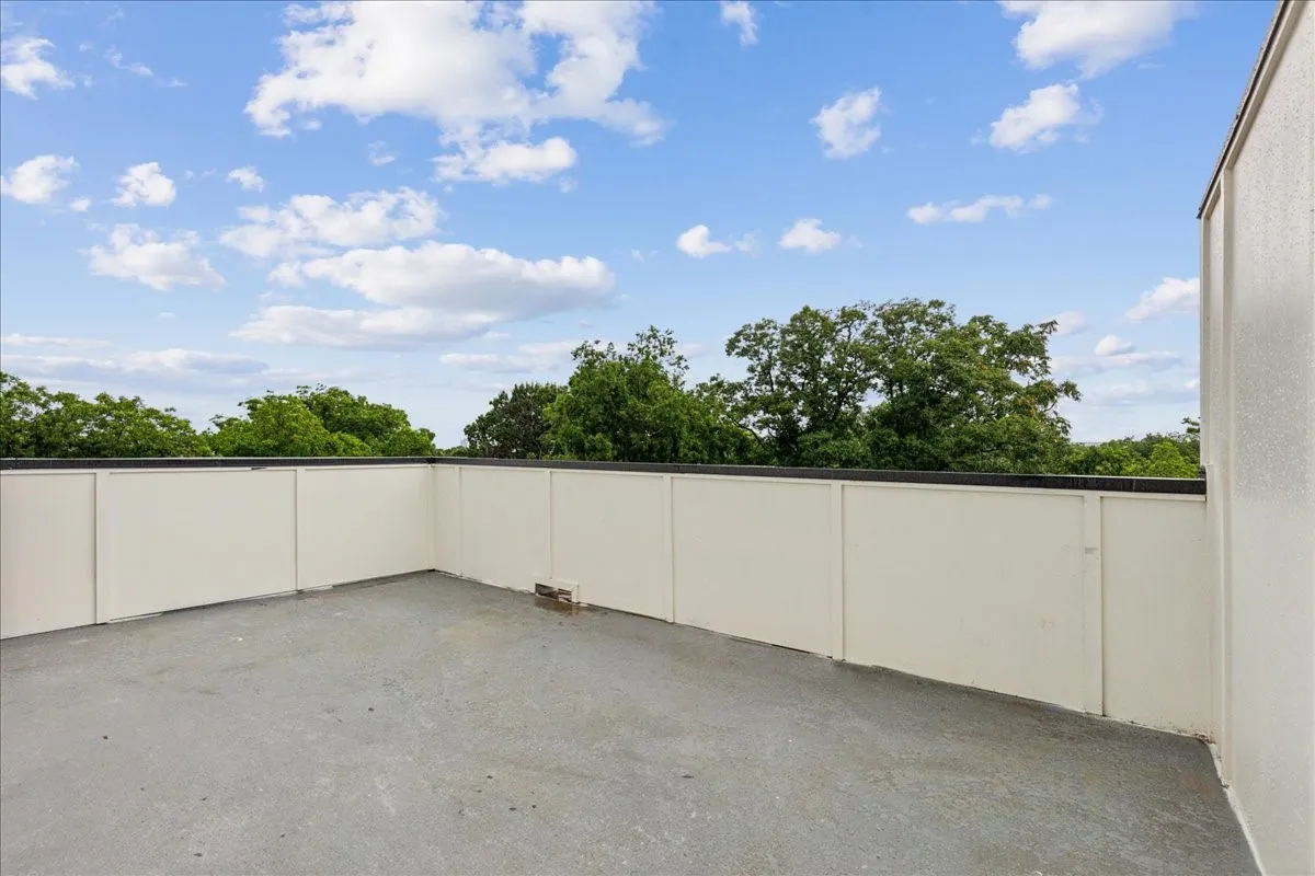 Single Family Residence For Sale in Dallas County , 2327 Vagas Street 102, Dallas, Texas 75219, 4 Bedroom, 4 Bathroom, 2 Garage spaces, 3,087 Sqft, built in 2024, Preowned, mls#21199677, Real Estate Agent in Dallas, Homes For Sale in Dallas county, Homes For Sale in Dallas, Realtor in Dallas Texas, Real Estate Brokerage Independent Realty Texas, Luminita Cordes Realtor