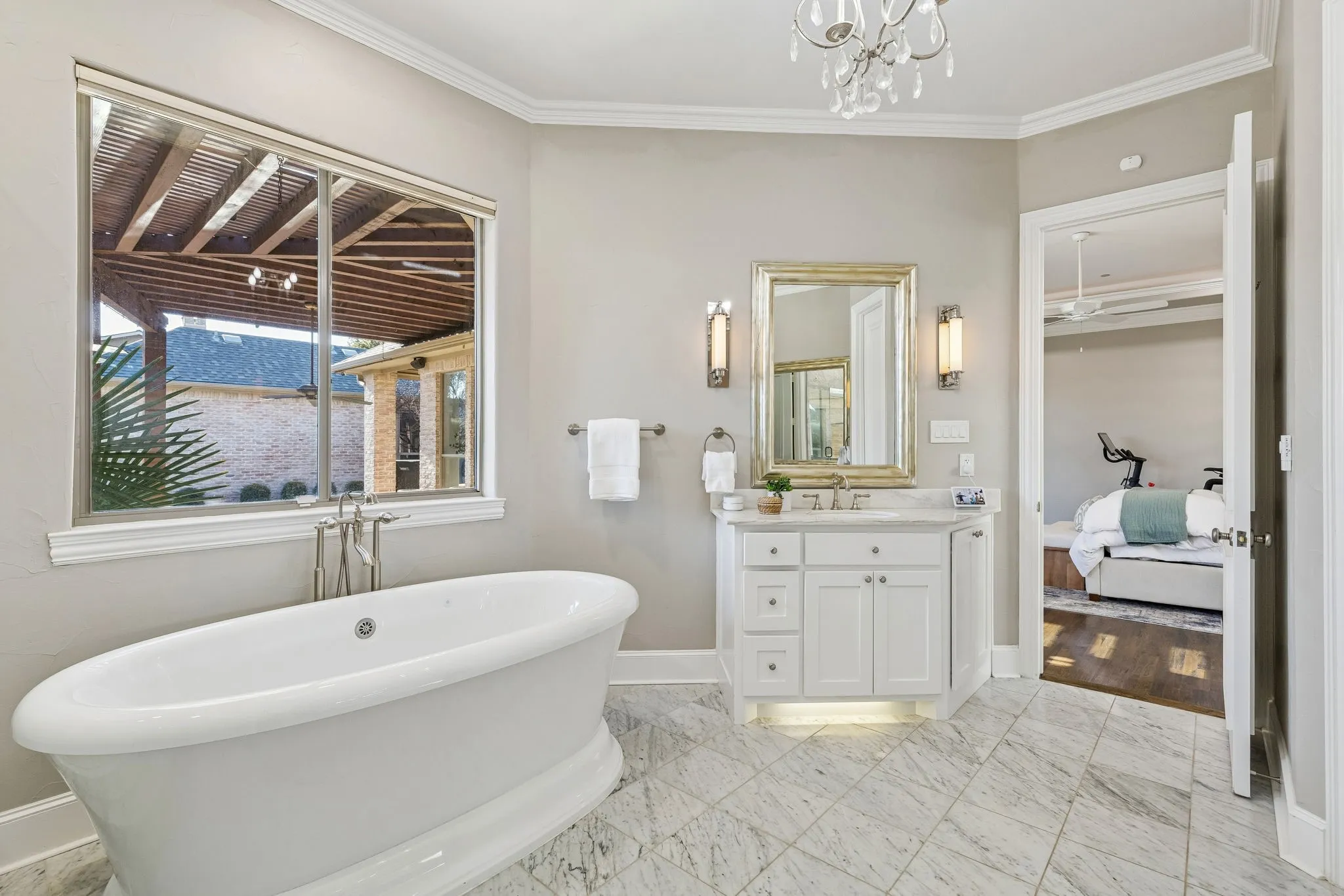 Single Family Residence For Sale in Dallas County , 7530 Yamini Drive, Dallas, Texas 75230, 4 Bedroom, 5 Bathroom, 3 Garage spaces, 4,848 Sqft, built in 2001, Preowned, mls#21218316, Real Estate Agent in Dallas, Homes For Sale in Dallas county, Homes For Sale in Dallas, Realtor in Dallas Texas, Real Estate Brokerage Independent Realty Texas, Luminita Cordes Realtor