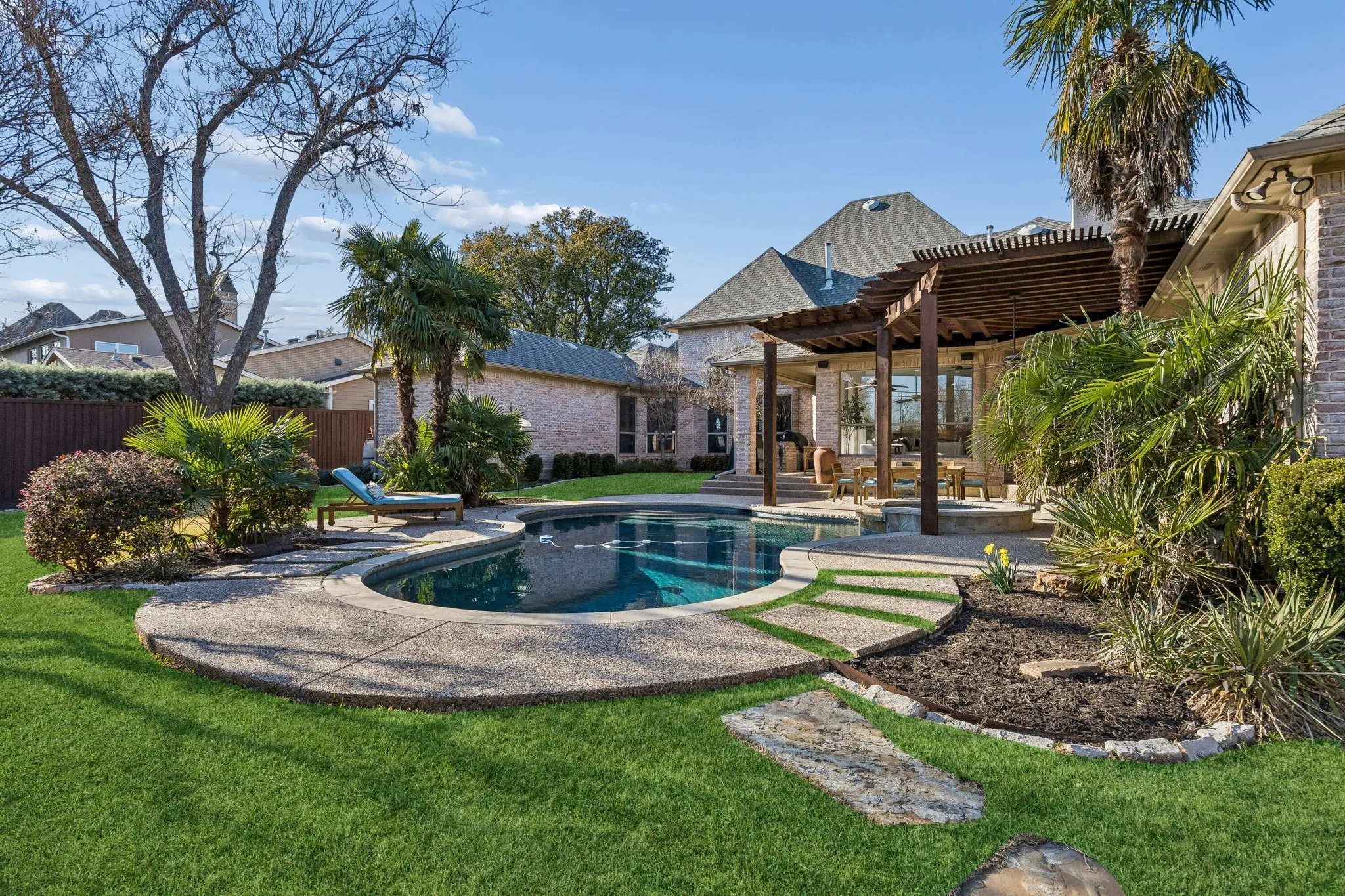 Single Family Residence For Sale in Dallas County , 7530 Yamini Drive, Dallas, Texas 75230, 4 Bedroom, 5 Bathroom, 3 Garage spaces, 4,848 Sqft, built in 2001, Preowned, mls#21218316, Real Estate Agent in Dallas, Homes For Sale in Dallas county, Homes For Sale in Dallas, Realtor in Dallas Texas, Real Estate Brokerage Independent Realty Texas, Luminita Cordes Realtor