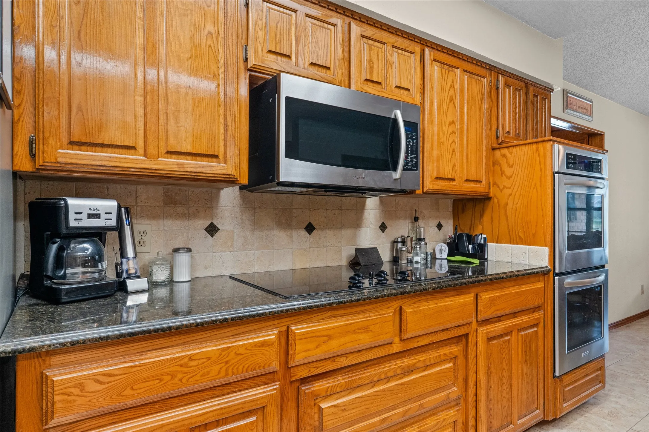 Built in Microwave and Double Ovens