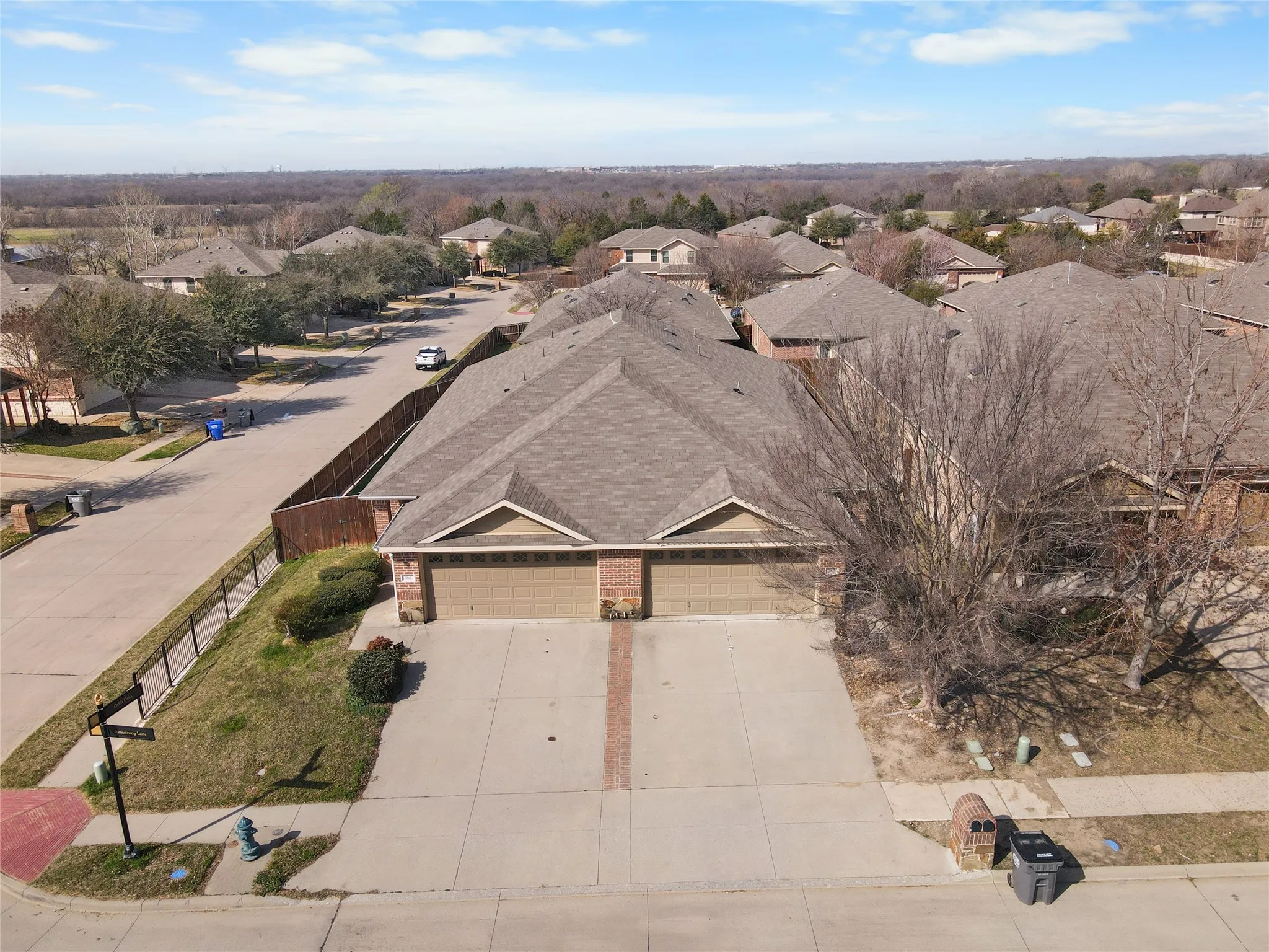 Duplex For Sale in Collin County , 363 Armstrong Lane, Lavon, Texas 75166, 6 Bedroom, 4 Bathroom, 4 Garage spaces, 0 Sqft, built in 2010, Preowned, mls#21214637, Real Estate Agent in Lavon, Homes For Sale in Collin county, Homes For Sale in Lavon, Realtor in Lavon Texas, Real Estate Brokerage Independent Realty Texas, Luminita Cordes Realtor