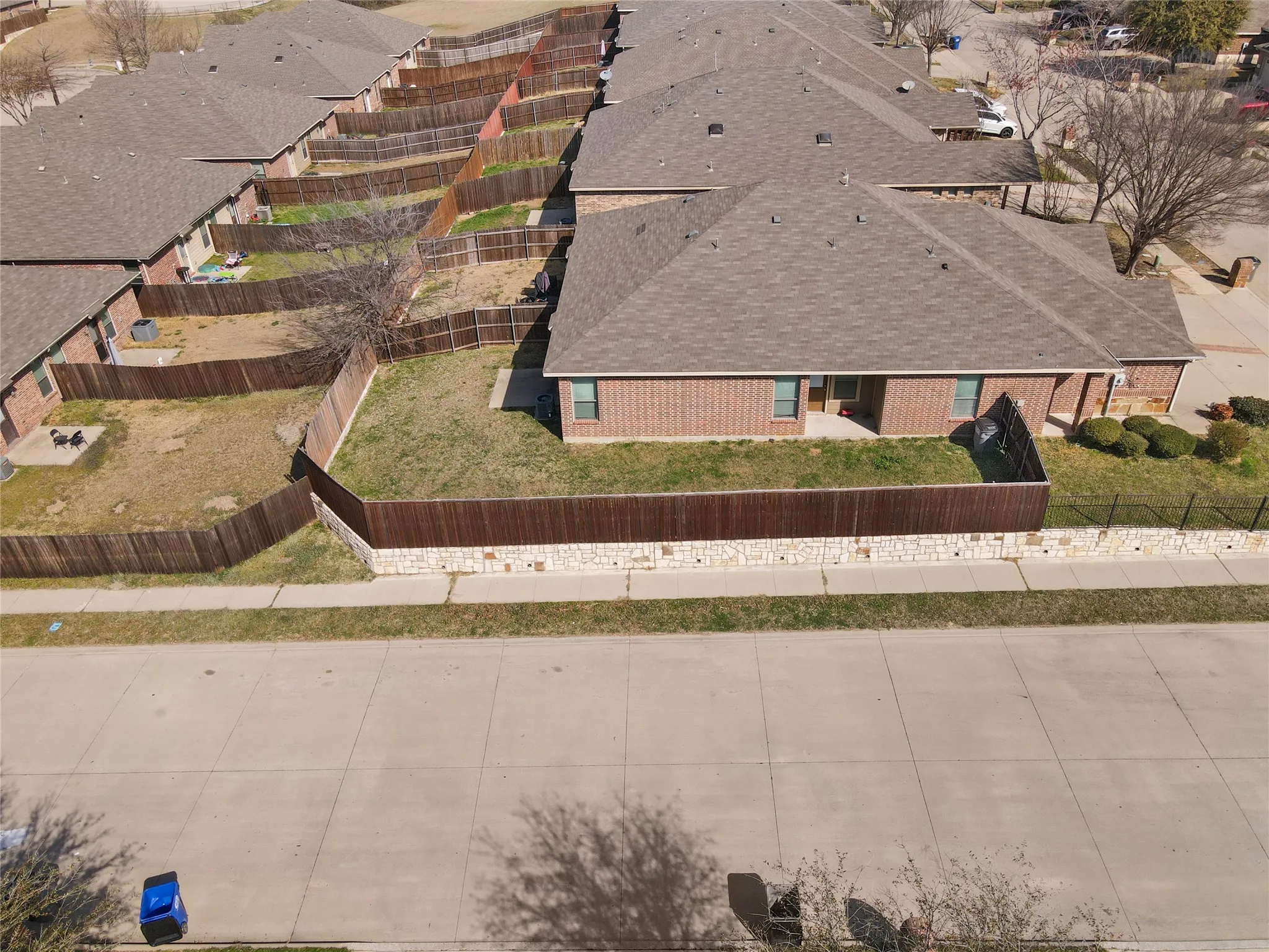Duplex For Sale in Collin County , 363 Armstrong Lane, Lavon, Texas 75166, 6 Bedroom, 4 Bathroom, 4 Garage spaces, 0 Sqft, built in 2010, Preowned, mls#21214637, Real Estate Agent in Lavon, Homes For Sale in Collin county, Homes For Sale in Lavon, Realtor in Lavon Texas, Real Estate Brokerage Independent Realty Texas, Luminita Cordes Realtor