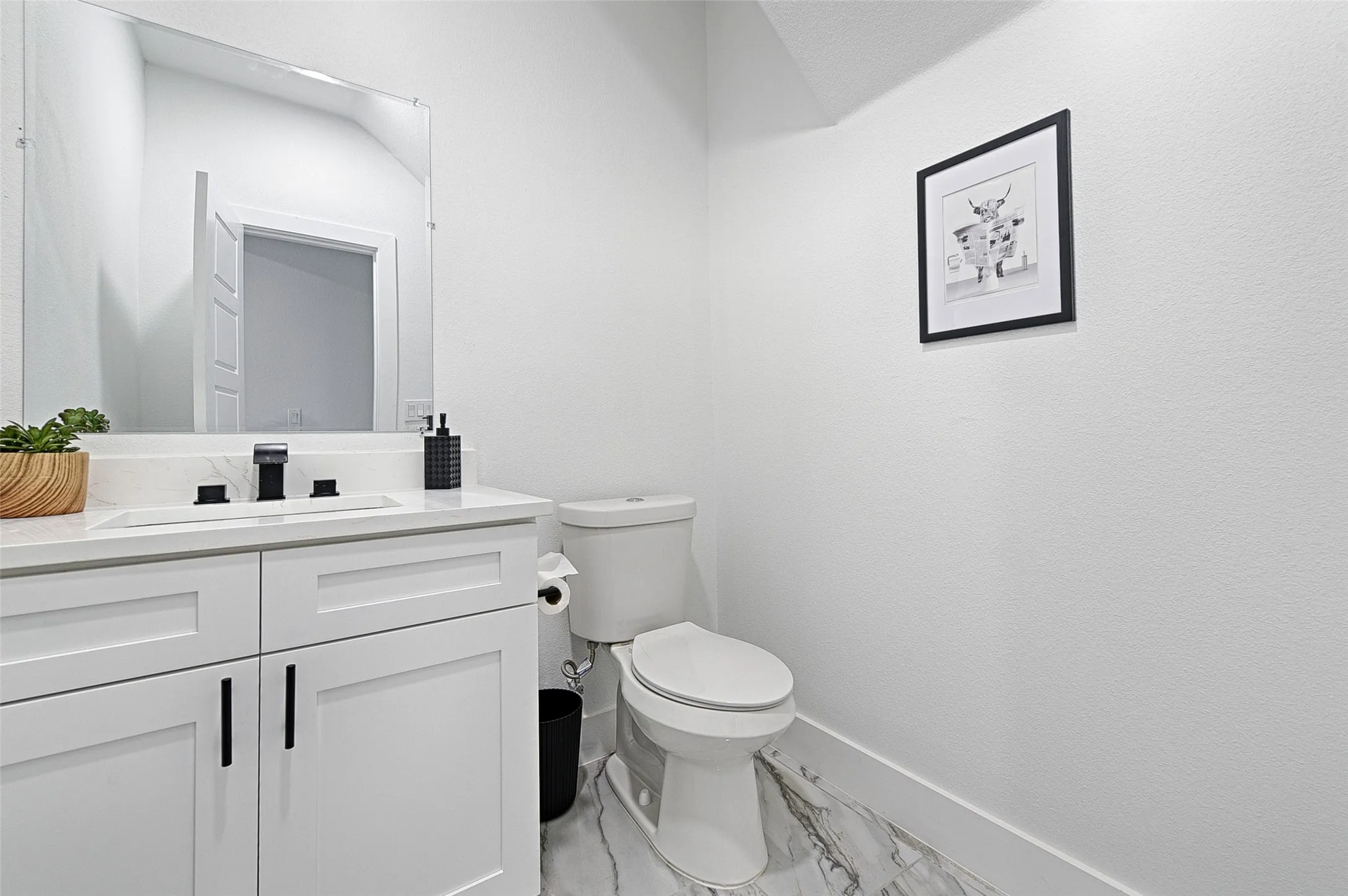 Single Family Residence For Rent in Dallas County , 3319 Wake Street, Dallas, Texas 75212, 5 Bedrooms, 4 Bathrooms, 2 Garage spaces, 3,665 Sqft, built in 2021, Preowned, Price $6,500, mls#21220925, Real Estate Agent in Dallas, Homes For Rent in Dallas county, Homes For Rent in Dallas, Realtor in Dallas Texas, Real Estate Brokerage Independent Realty Texas, Luminita Cordes Realtor