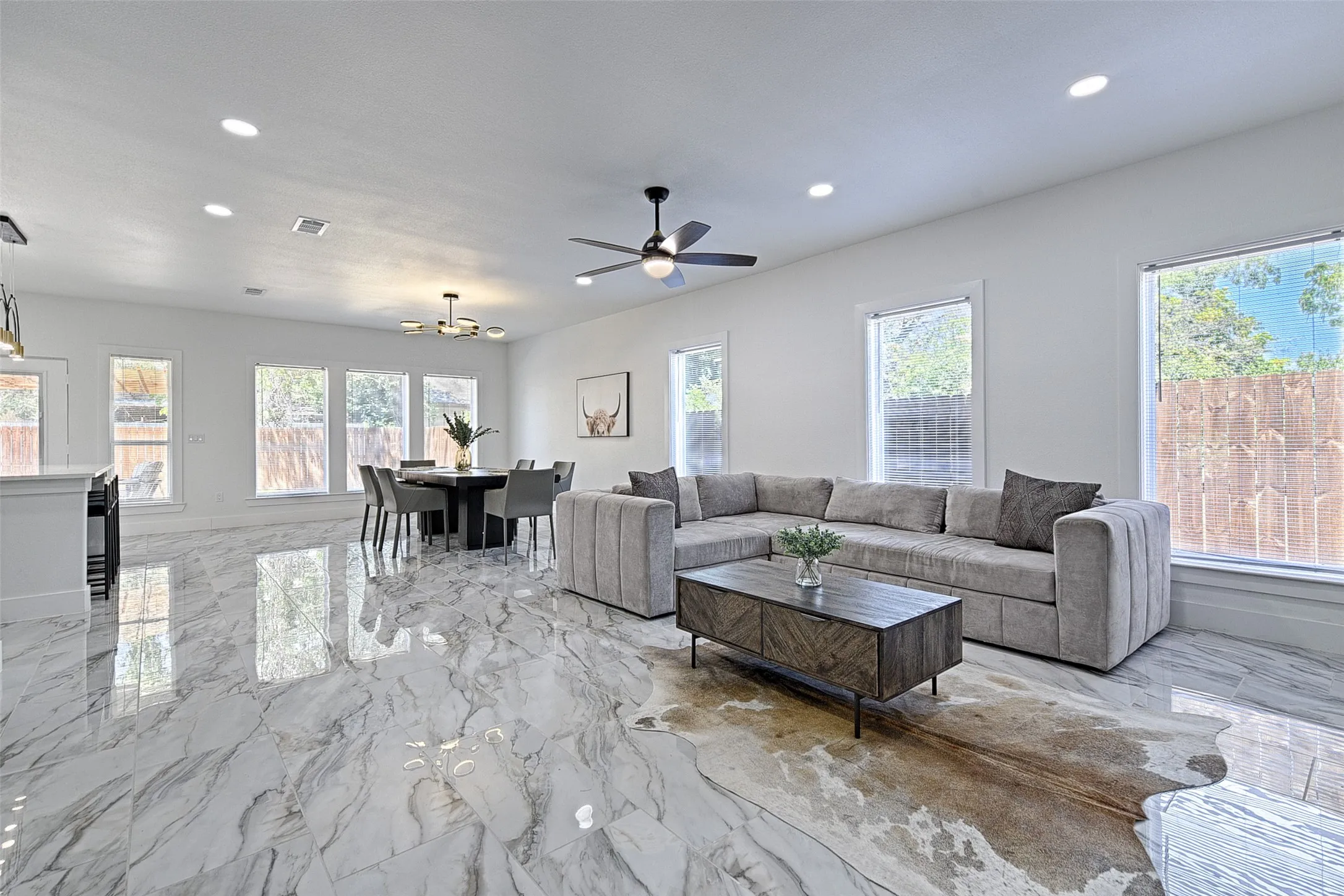 Single Family Residence For Rent in Dallas County , 3319 Wake Street, Dallas, Texas 75212, 5 Bedrooms, 4 Bathrooms, 2 Garage spaces, 3,665 Sqft, built in 2021, Preowned, Price $6,500, mls#21220925, Real Estate Agent in Dallas, Homes For Rent in Dallas county, Homes For Rent in Dallas, Realtor in Dallas Texas, Real Estate Brokerage Independent Realty Texas, Luminita Cordes Realtor
