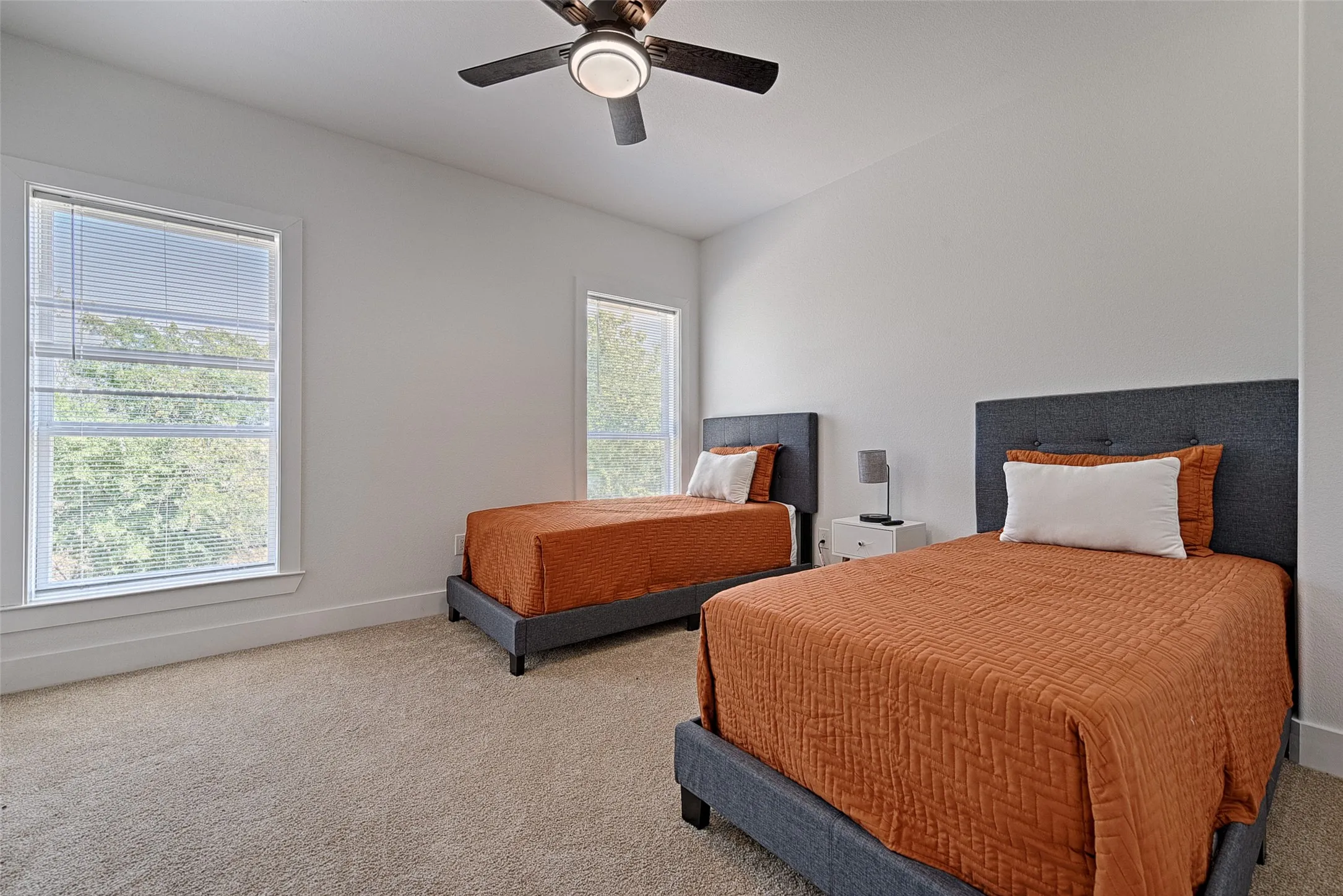 Single Family Residence For Rent in Dallas County , 3319 Wake Street, Dallas, Texas 75212, 5 Bedrooms, 4 Bathrooms, 2 Garage spaces, 3,665 Sqft, built in 2021, Preowned, Price $6,500, mls#21220925, Real Estate Agent in Dallas, Homes For Rent in Dallas county, Homes For Rent in Dallas, Realtor in Dallas Texas, Real Estate Brokerage Independent Realty Texas, Luminita Cordes Realtor