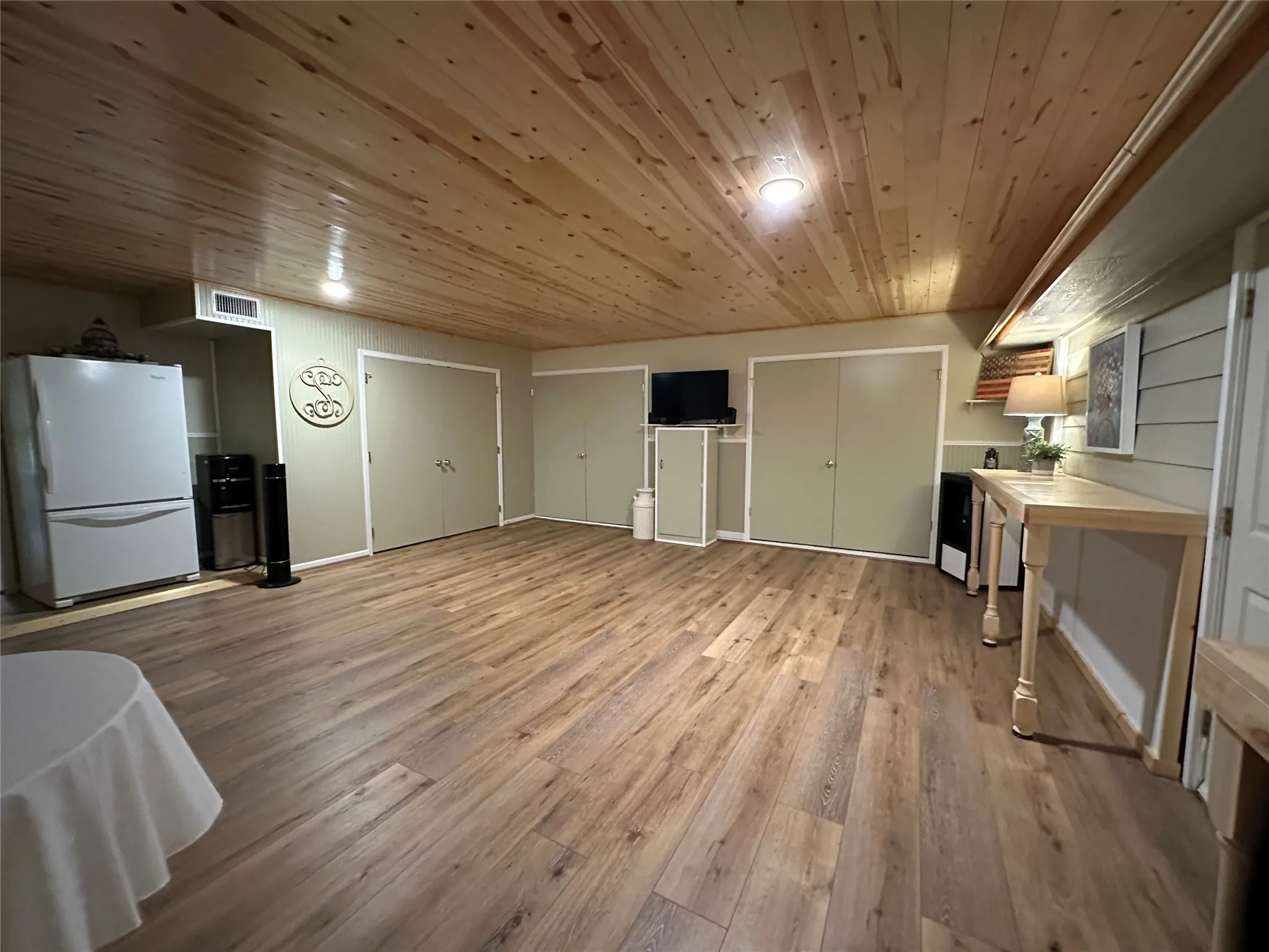 Single Family Residence For Sale in Stephens County , 10297 County Road 197, Breckenridge, Texas 76424, 4 Bedroom, 4 Bathroom, 1 Garage spaces, 3,490 Sqft, built in 1970, mls#21220975, Real Estate Agent in Breckenridge, Homes For Sale in Stephens county, Homes For Sale in Breckenridge, Realtor in Breckenridge Texas, Real Estate Brokerage Independent Realty Texas, Luminita Cordes Realtor