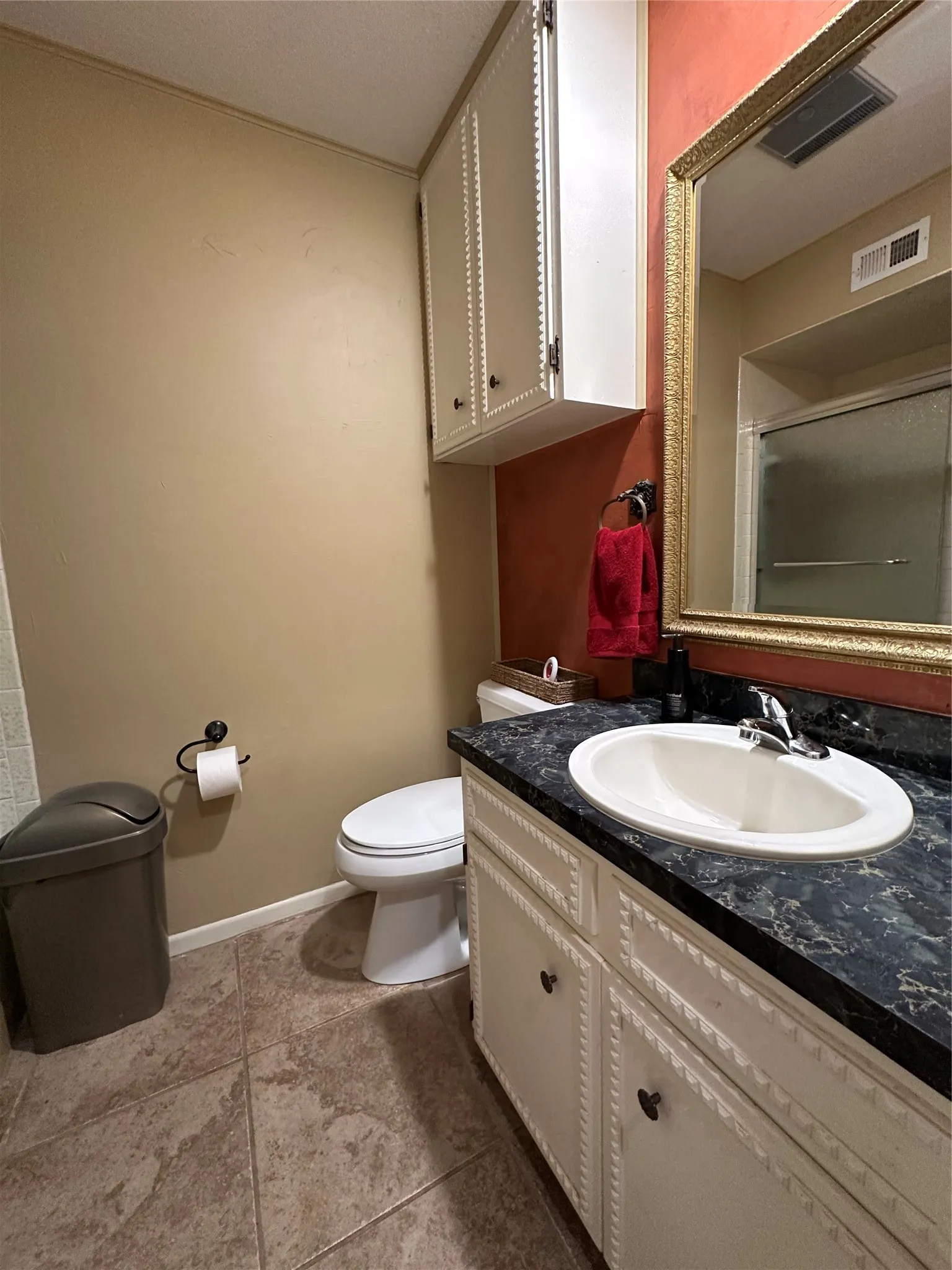Single Family Residence For Sale in Stephens County , 10297 County Road 197, Breckenridge, Texas 76424, 4 Bedroom, 4 Bathroom, 1 Garage spaces, 3,490 Sqft, built in 1970, mls#21220975, Real Estate Agent in Breckenridge, Homes For Sale in Stephens county, Homes For Sale in Breckenridge, Realtor in Breckenridge Texas, Real Estate Brokerage Independent Realty Texas, Luminita Cordes Realtor
