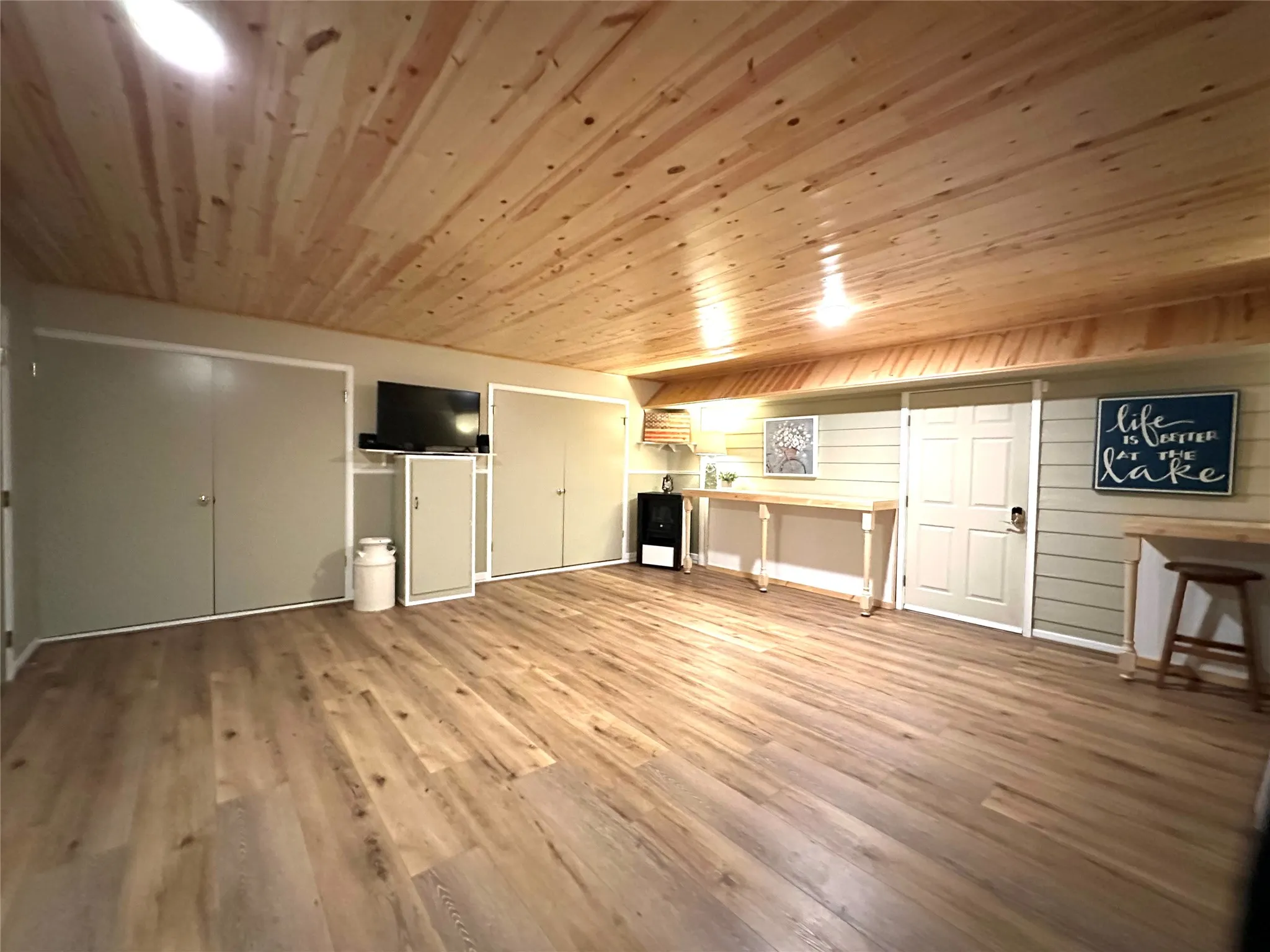 Single Family Residence For Sale in Stephens County , 10297 County Road 197, Breckenridge, Texas 76424, 4 Bedroom, 4 Bathroom, 1 Garage spaces, 3,490 Sqft, built in 1970, mls#21220975, Real Estate Agent in Breckenridge, Homes For Sale in Stephens county, Homes For Sale in Breckenridge, Realtor in Breckenridge Texas, Real Estate Brokerage Independent Realty Texas, Luminita Cordes Realtor