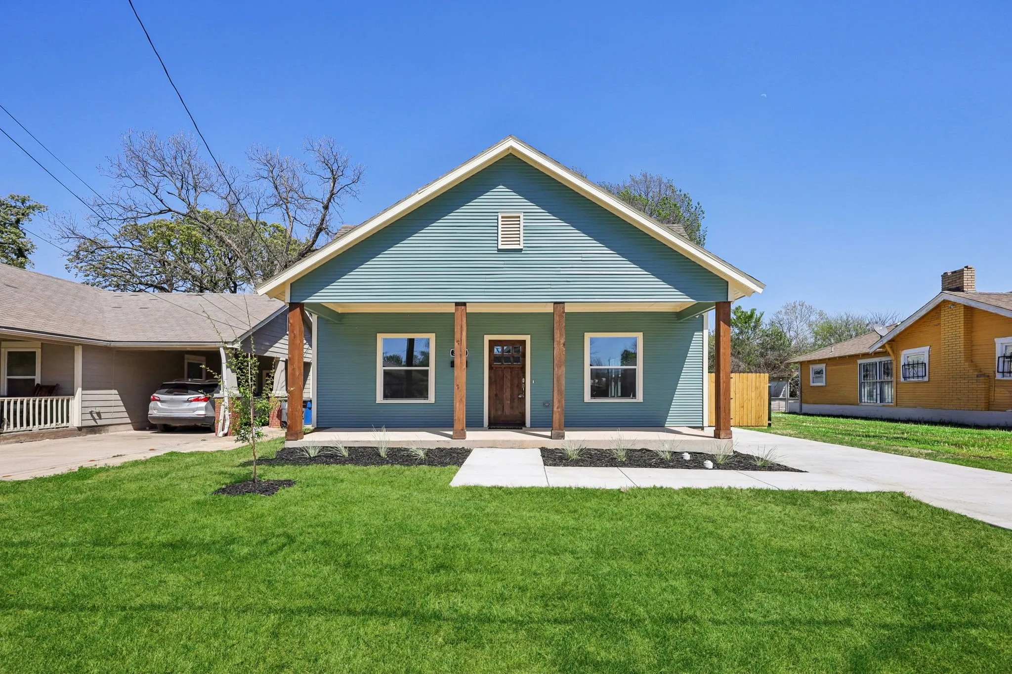 Single Family Residence For Sale in Dallas County , 3514 Dunbar Street, Dallas, Texas 75215, 3 Bedroom, 2 Bathroom, 1 Garage spaces, 1,646 Sqft, built in 2026, New Construction - Complete, Price $325,000, mls#21220561, Real Estate Agent in Dallas, Homes For Sale in Dallas county, Homes For Sale in Dallas, Realtor in Dallas Texas, Real Estate Brokerage Independent Realty Texas, Luminita Cordes Realtor