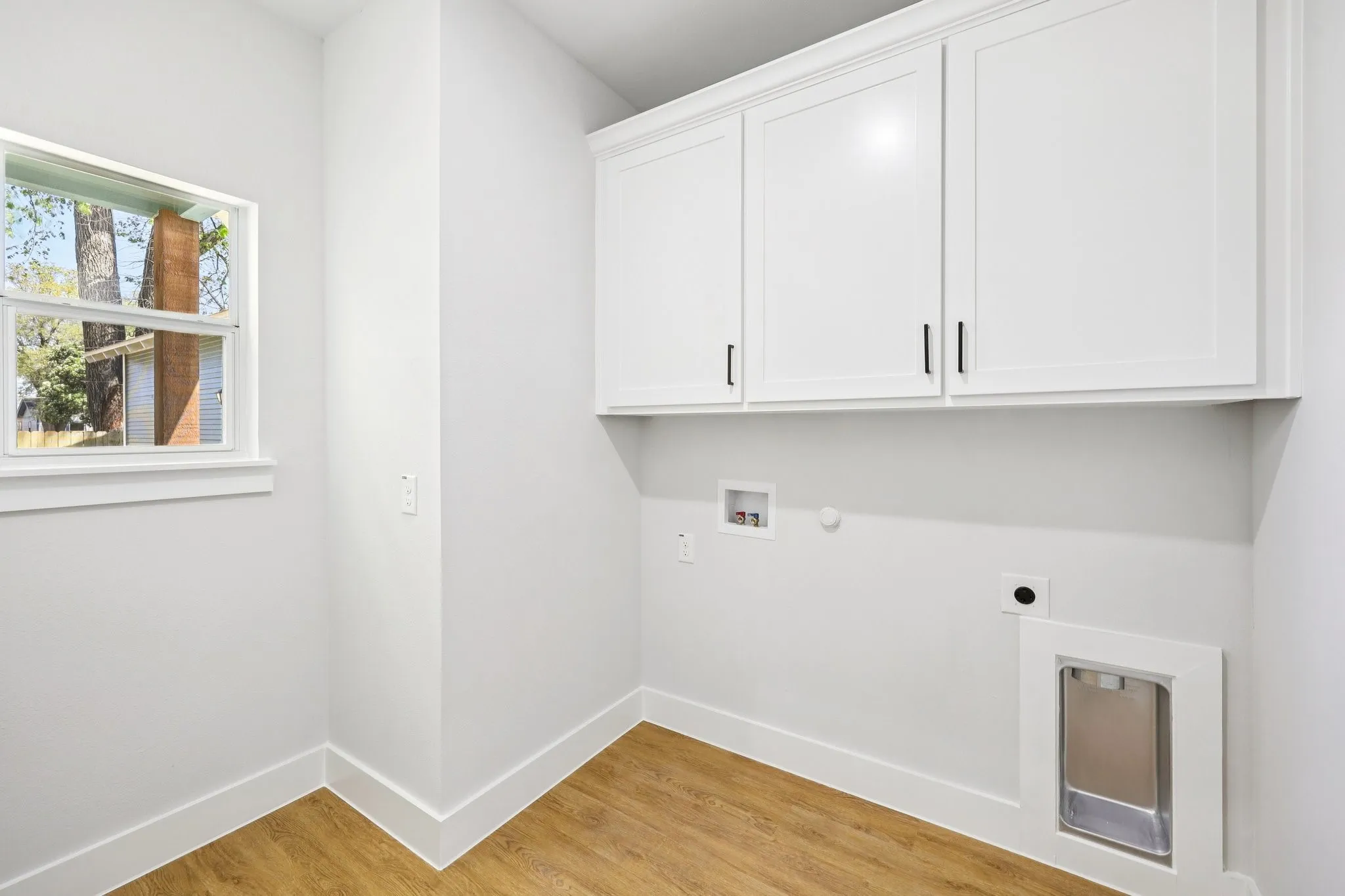 Single Family Residence For Sale in Dallas County , 3514 Dunbar Street, Dallas, Texas 75215, 3 Bedroom, 2 Bathroom, 1 Garage spaces, 1,646 Sqft, built in 2026, New Construction - Complete, Price $325,000, mls#21220561, Real Estate Agent in Dallas, Homes For Sale in Dallas county, Homes For Sale in Dallas, Realtor in Dallas Texas, Real Estate Brokerage Independent Realty Texas, Luminita Cordes Realtor